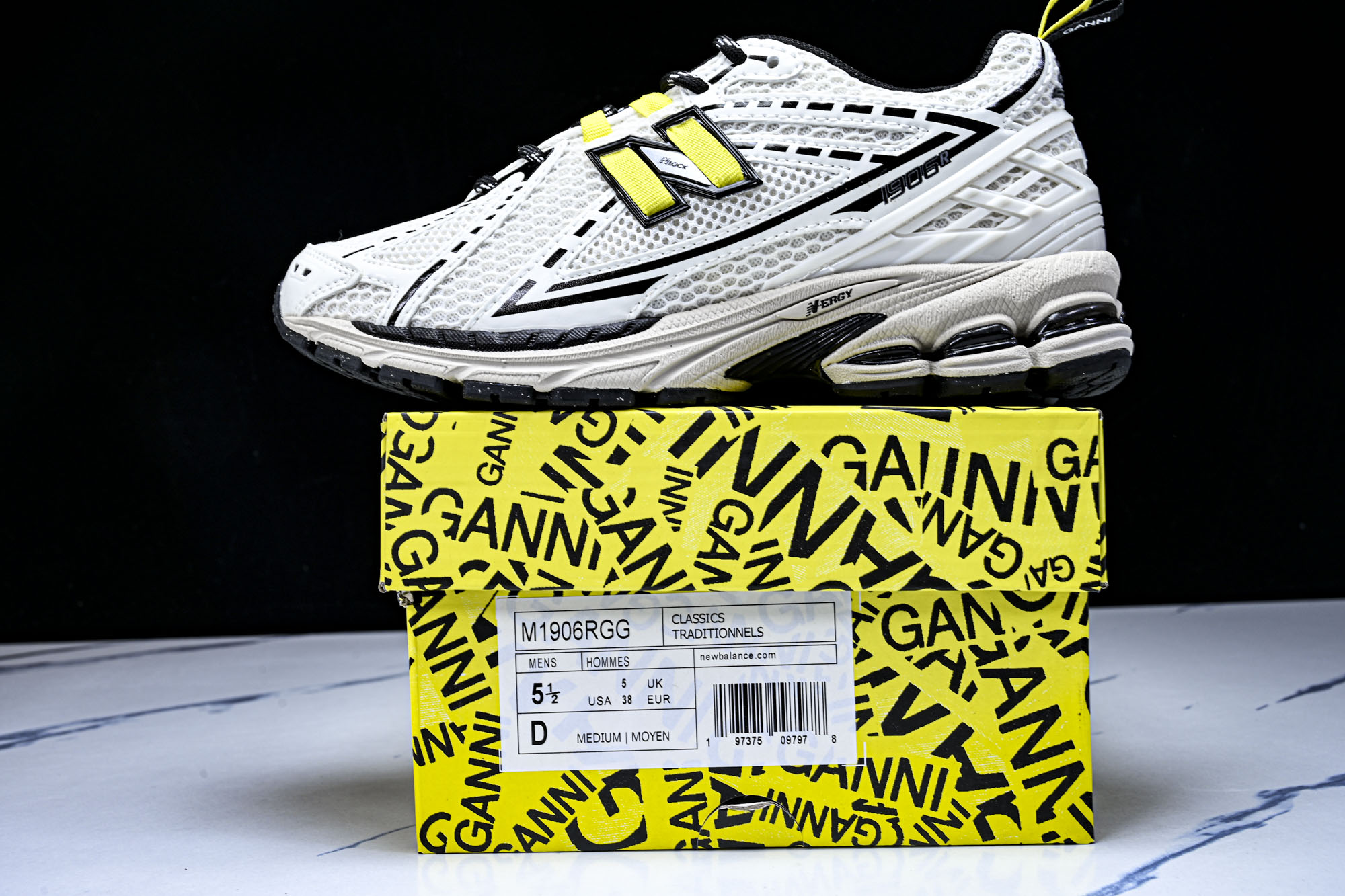 New Balance 1906系列复古老爹风休闲运动慢跑鞋M1906RGG #YZ010#鞋款灵感源自