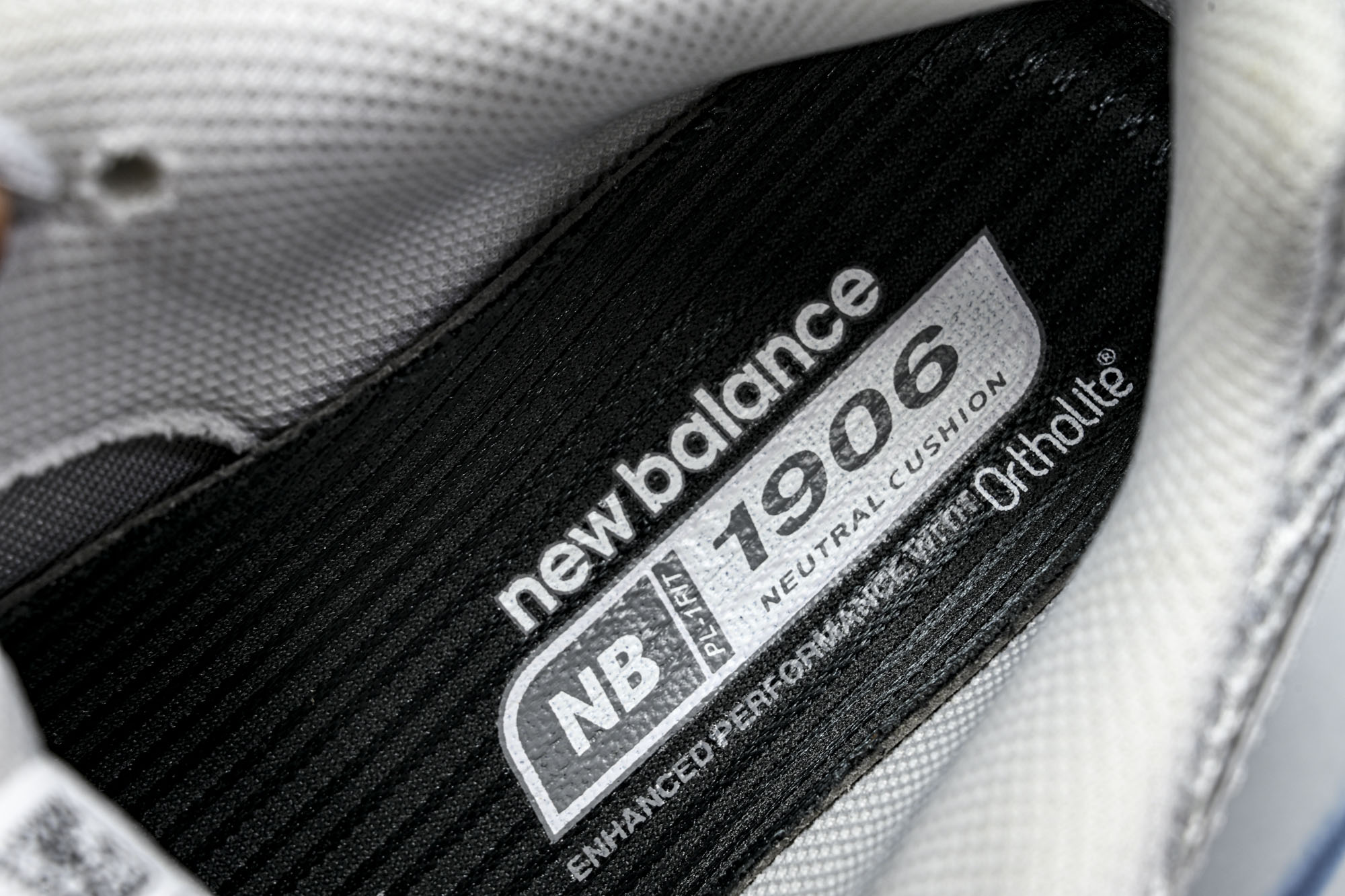 New Balance 1906系列复古老爹风休闲运动慢跑鞋M1906RGP #YZ010#鞋款灵感源自