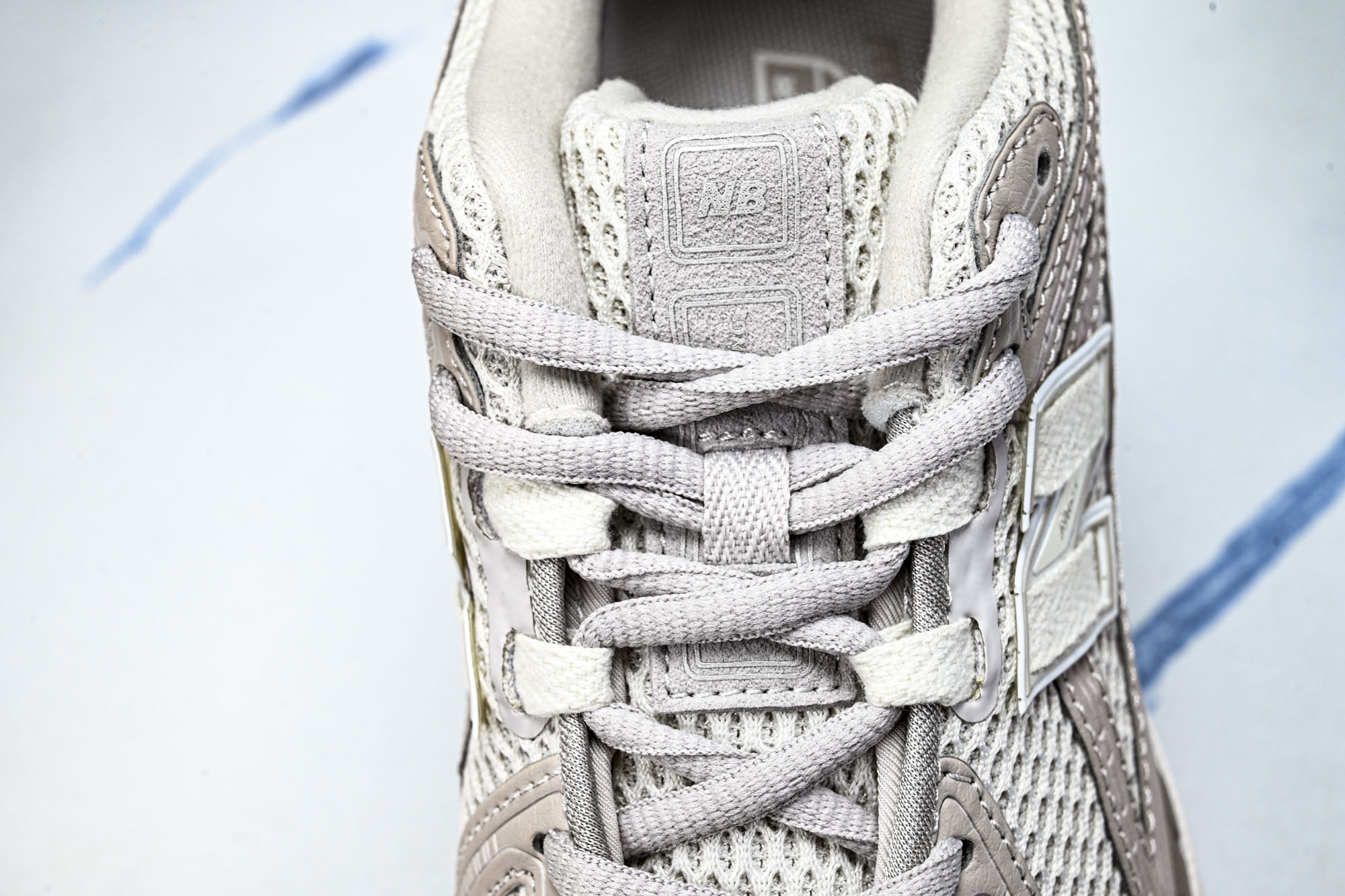 New Balance 1906系列复古老爹风休闲运动慢跑鞋M1906RGR #YZ010#鞋款灵感源自