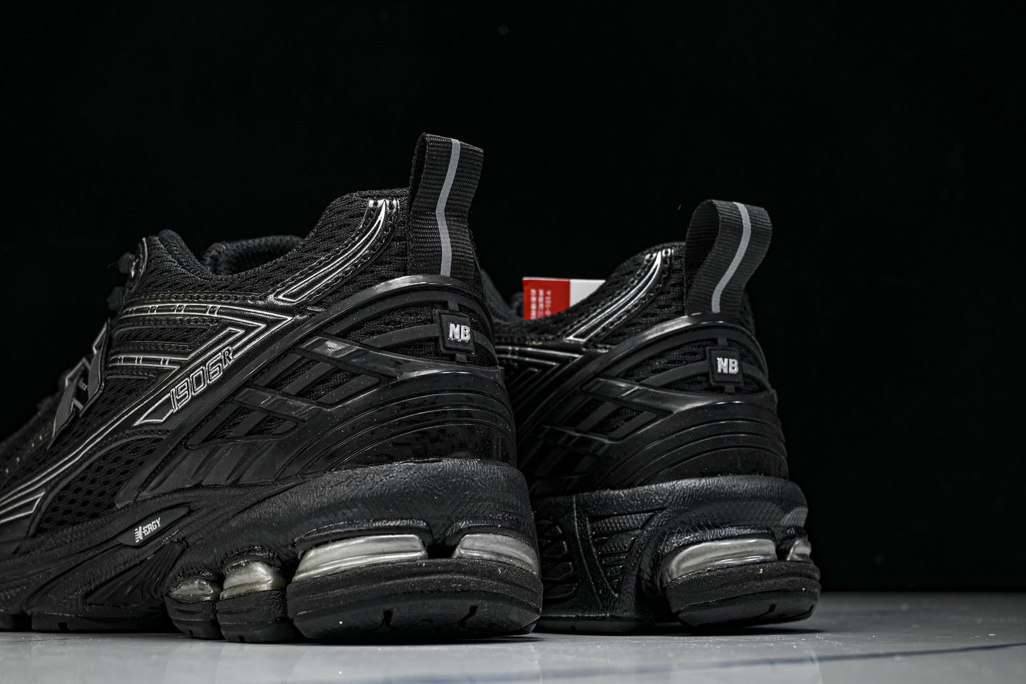 New Balance 1906系列复古老爹风休闲运动慢跑鞋M1906RHC #YZ010#鞋款灵感源自