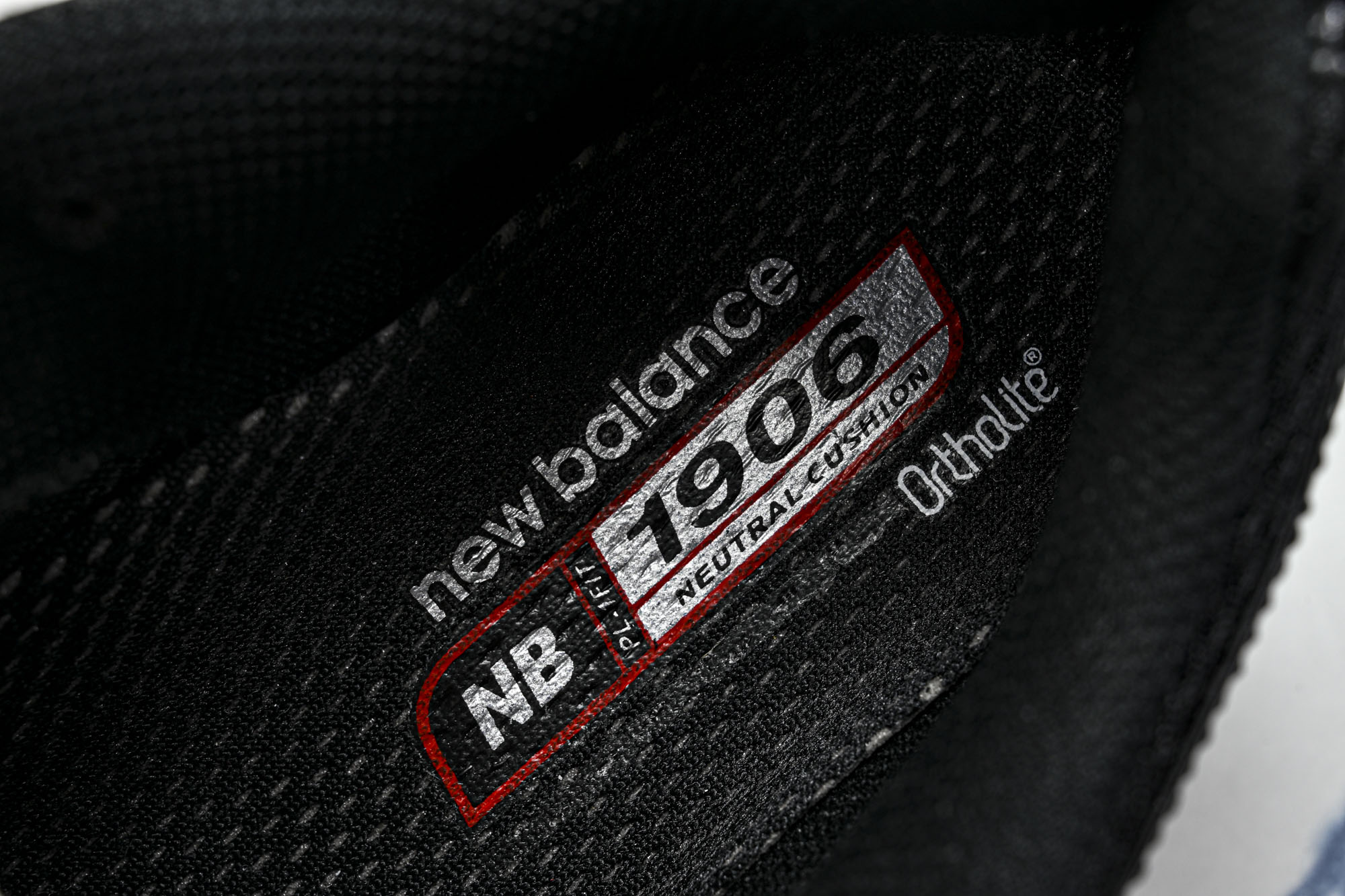 New Balance 1906系列复古老爹风休闲运动慢跑鞋M1906RHC #YZ010#鞋款灵感源自