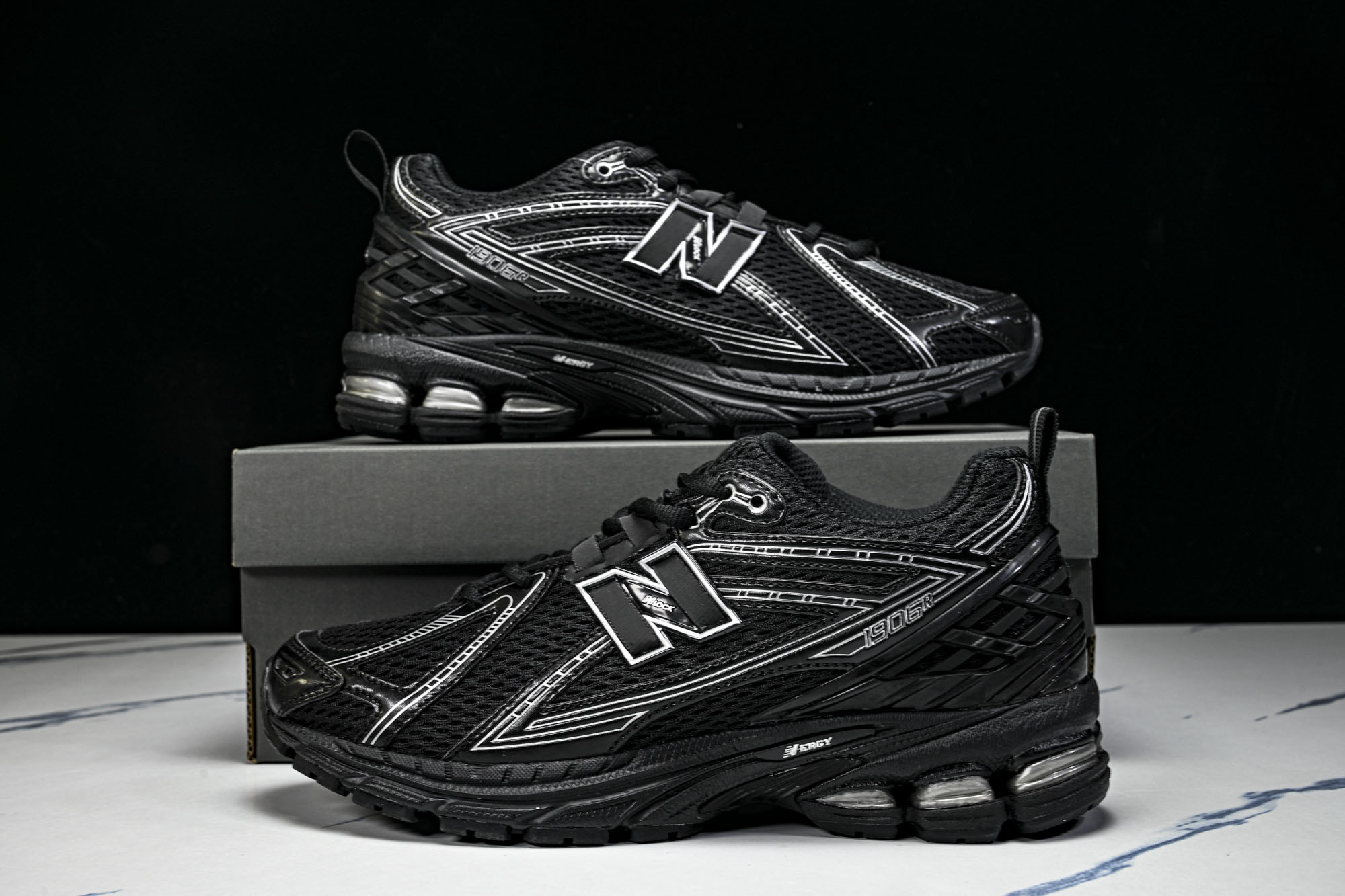 New Balance 1906系列复古老爹风休闲运动慢跑鞋M1906RHC #YZ010#鞋款灵感源自