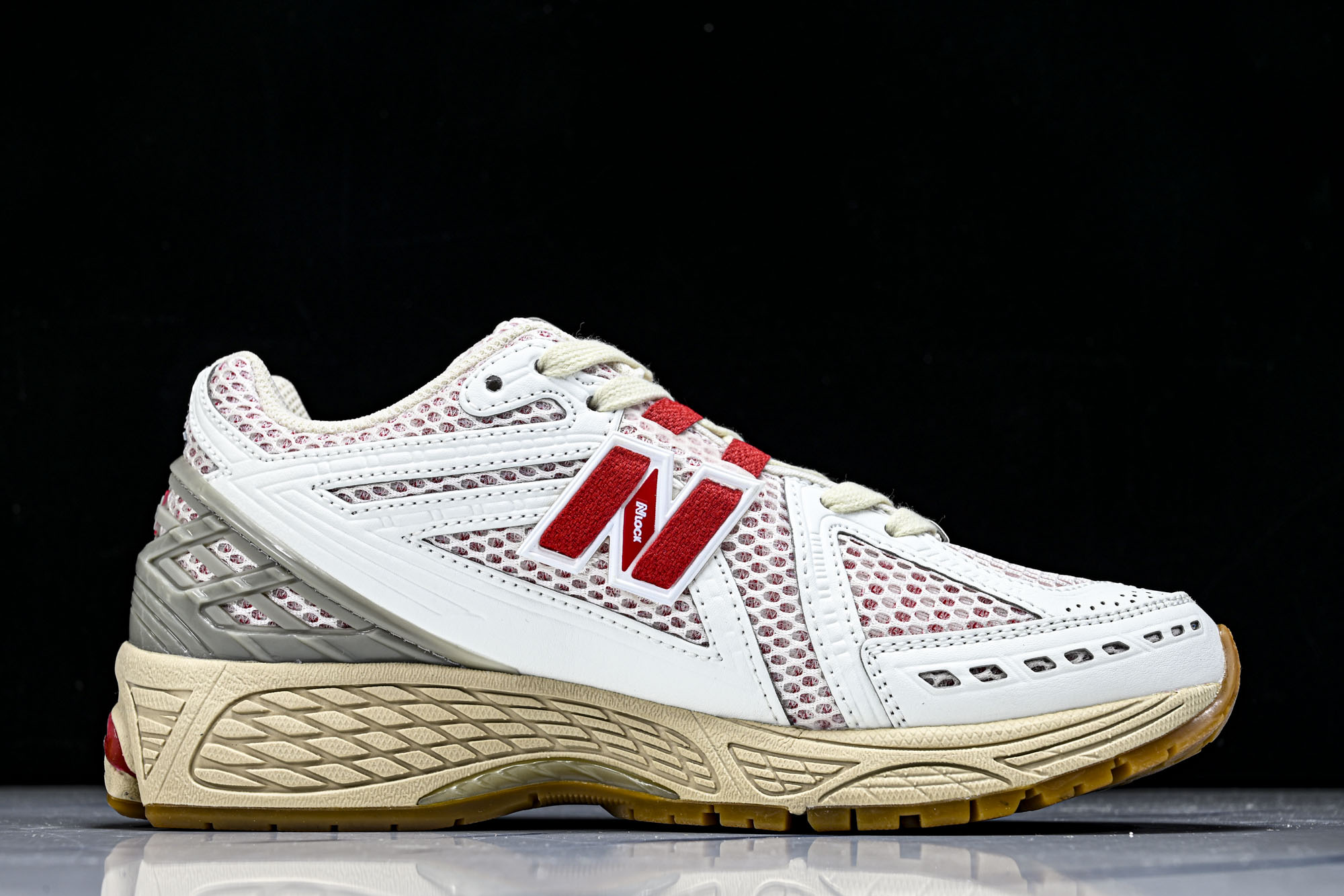 New Balance 1906系列复古老爹风休闲运动慢跑鞋M1906RO #YZ010#鞋款灵感源自设