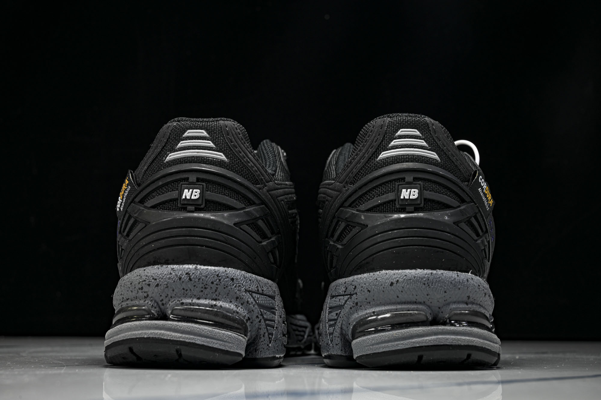 New Balance 1906系列复古老爹风休闲运动慢跑鞋M1906ROC #YZ010#鞋款灵感源自