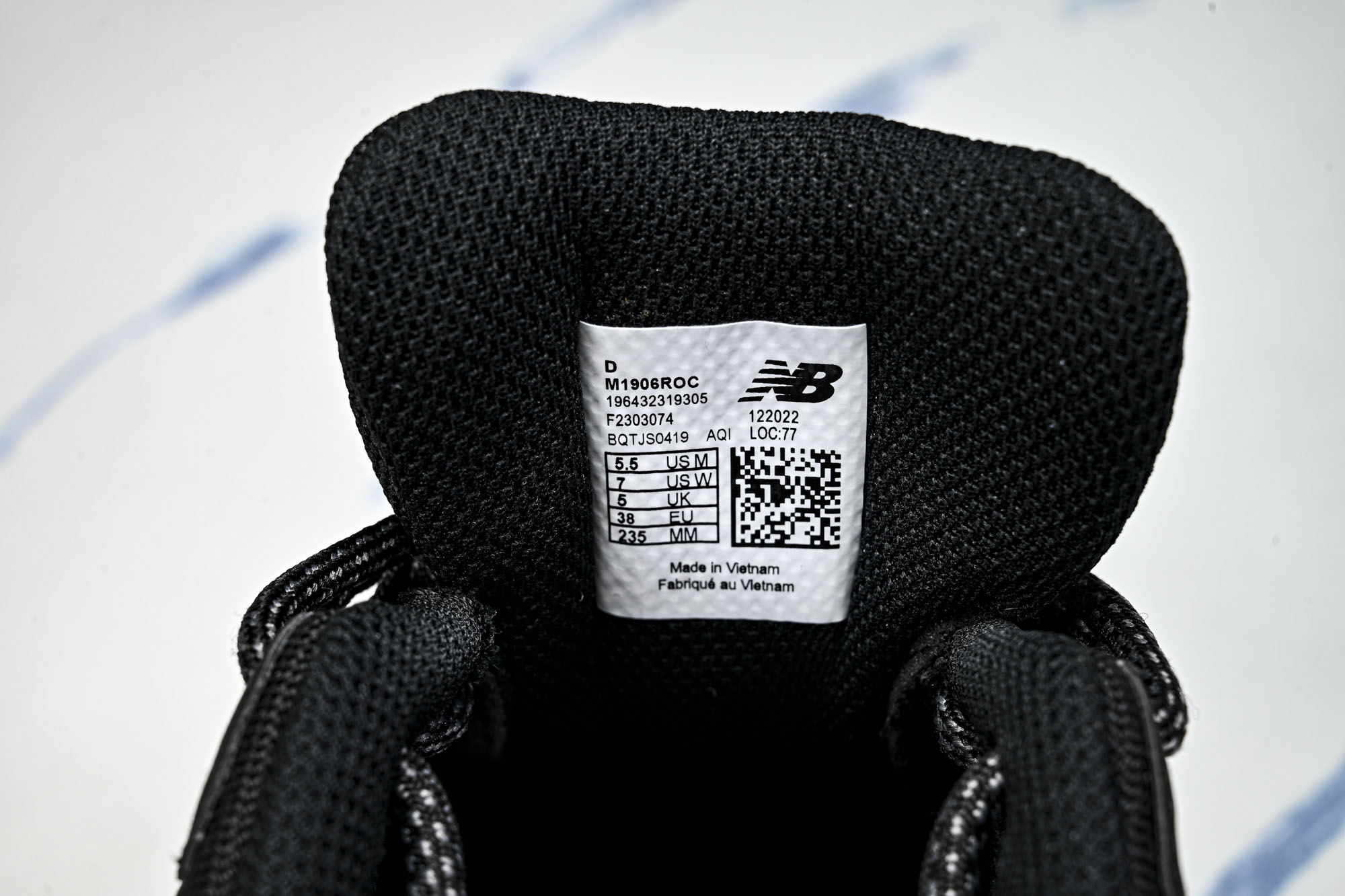 New Balance 1906系列复古老爹风休闲运动慢跑鞋M1906ROC #YZ010#鞋款灵感源自