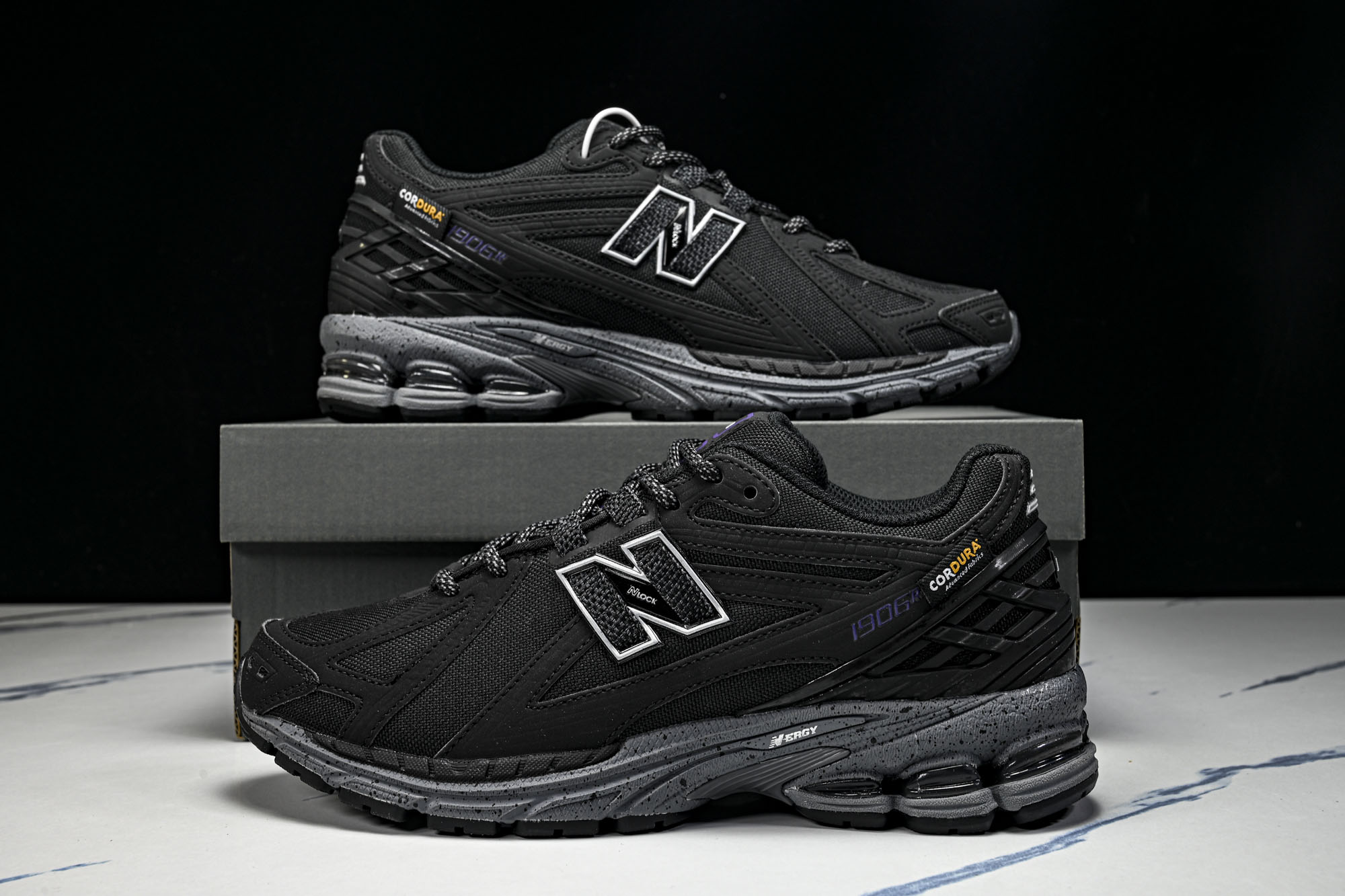 New Balance 1906系列复古老爹风休闲运动慢跑鞋M1906ROC #YZ010#鞋款灵感源自