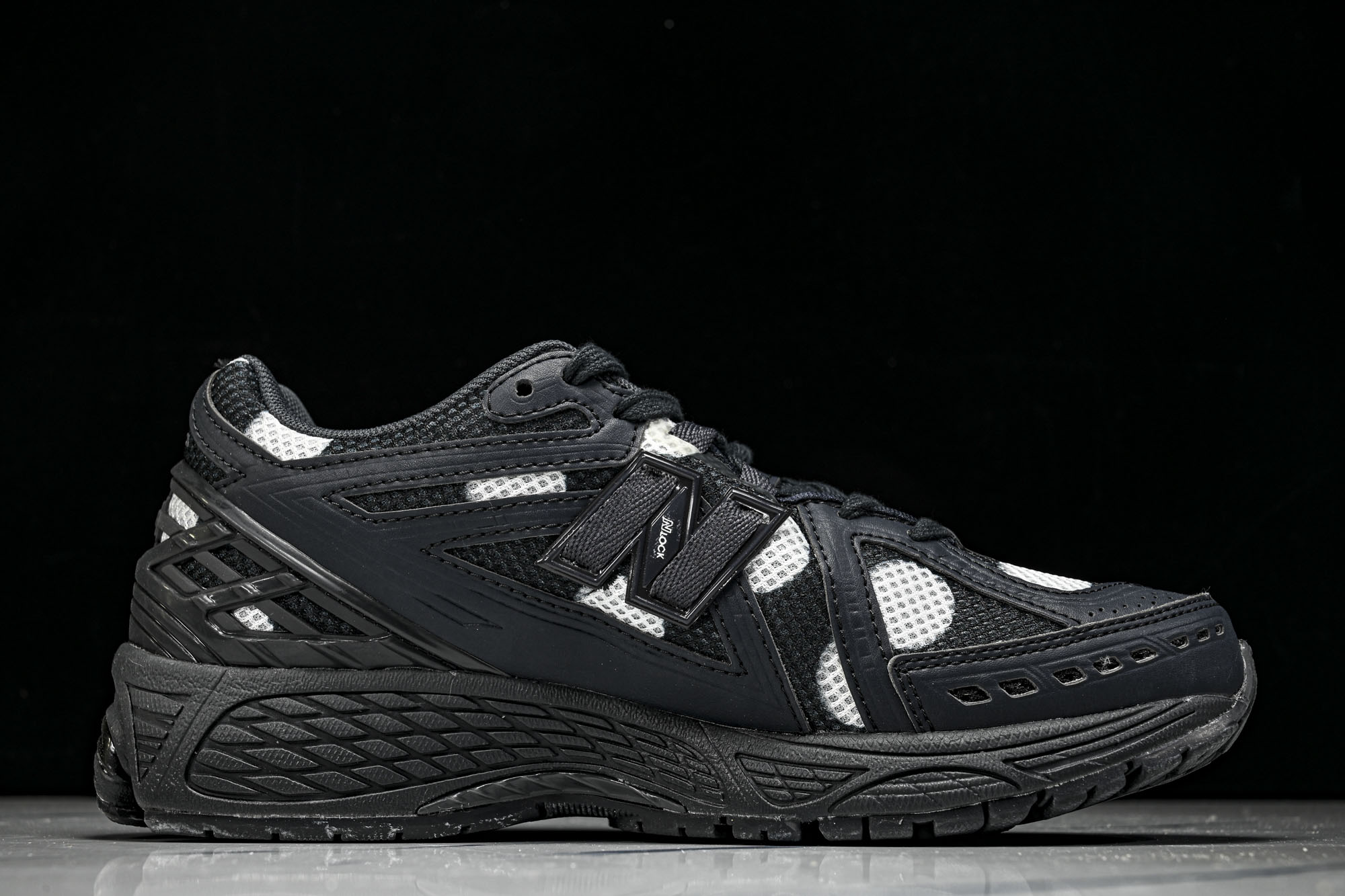 New Balance 1906系列复古老爹风休闲运动慢跑鞋M1906RPB #YZ010#鞋款灵感源自