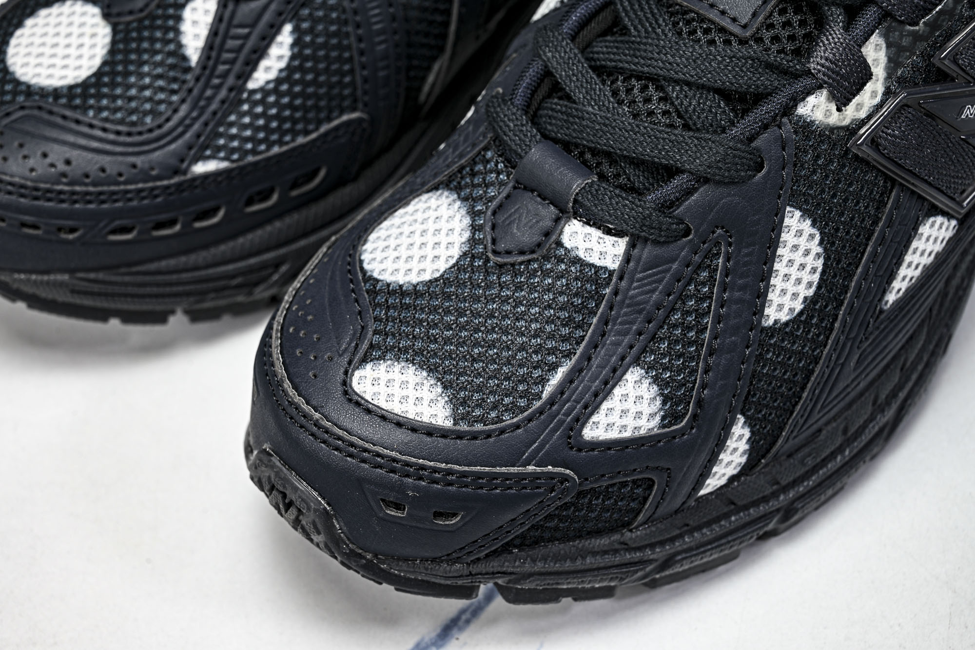New Balance 1906系列复古老爹风休闲运动慢跑鞋M1906RPB #YZ010#鞋款灵感源自