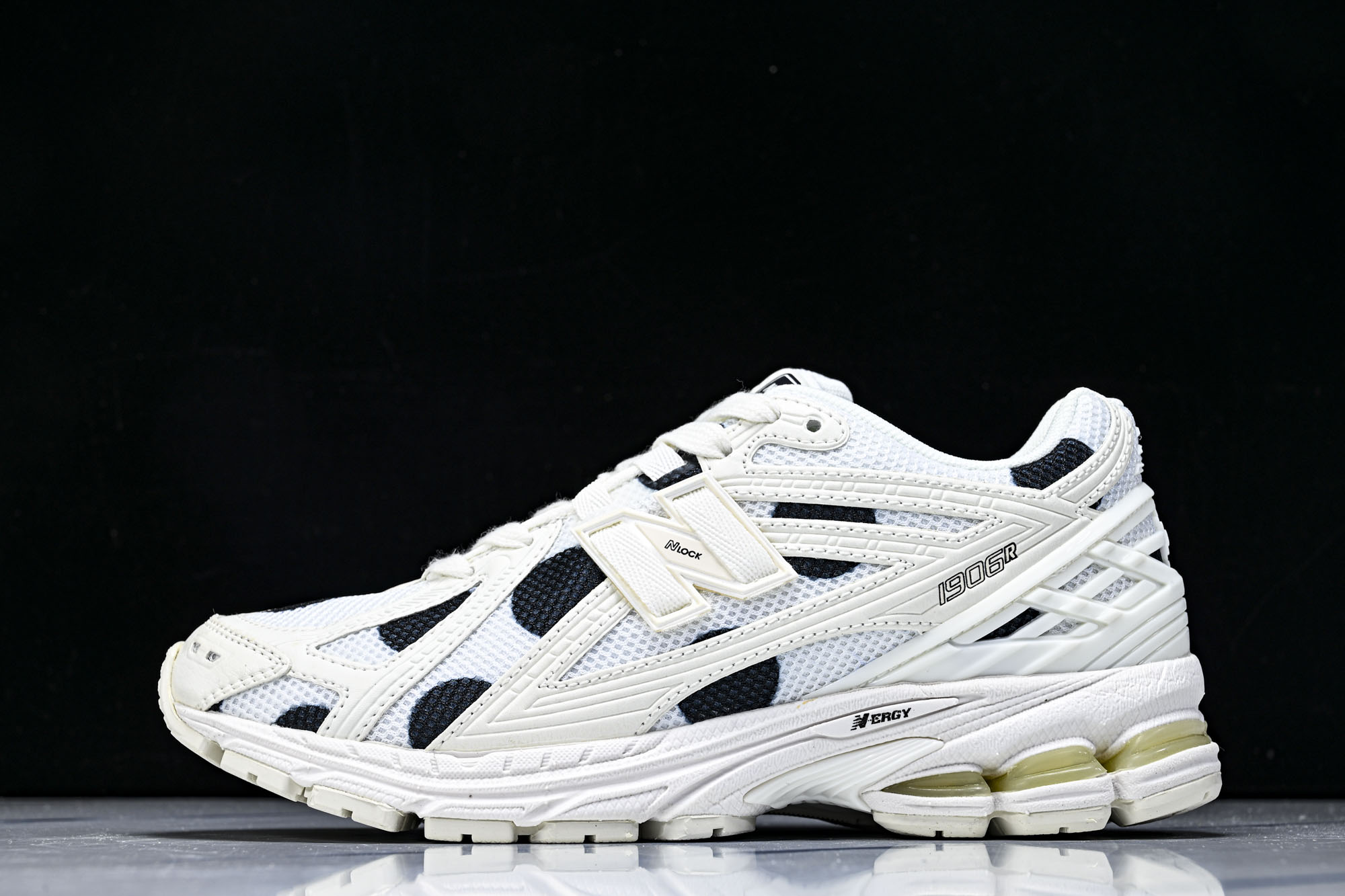 New Balance 1906系列复古老爹风休闲运动慢跑鞋M1906RPC #YZ010#鞋款灵感源自