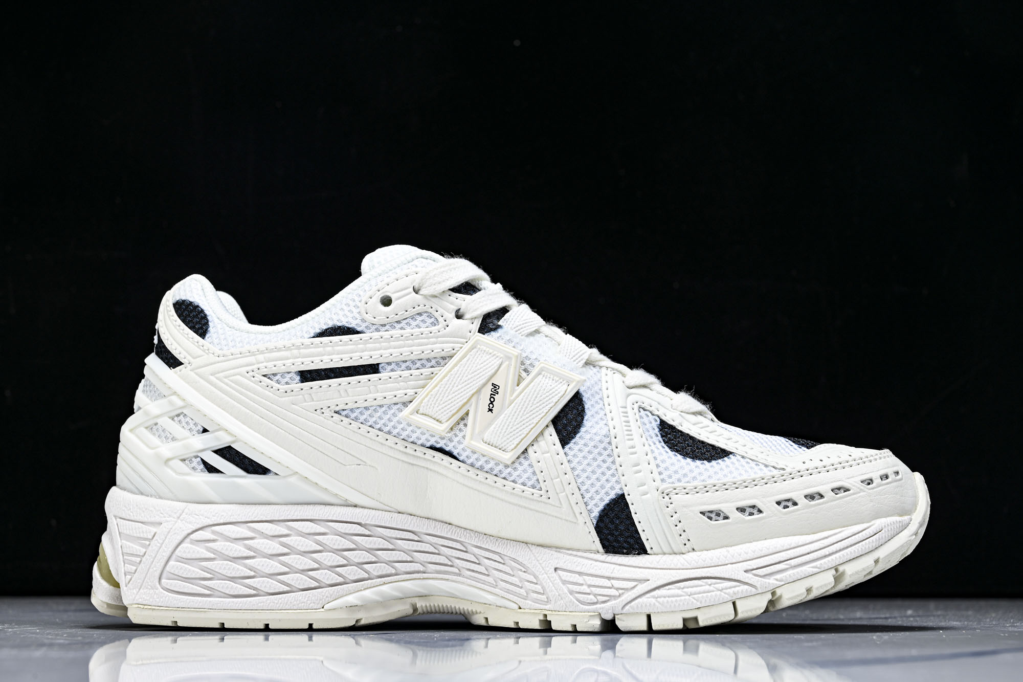New Balance 1906系列复古老爹风休闲运动慢跑鞋M1906RPC #YZ010#鞋款灵感源自