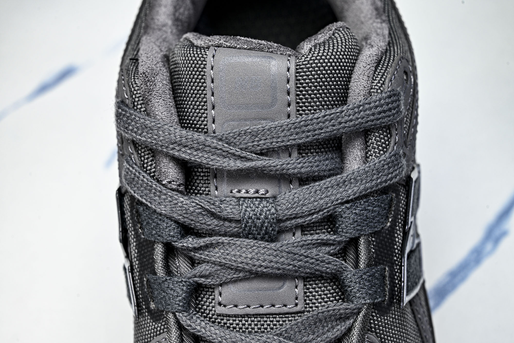 New Balance 1906系列复古老爹风休闲运动慢跑鞋M1906RU #YZ010#鞋款灵感源自设