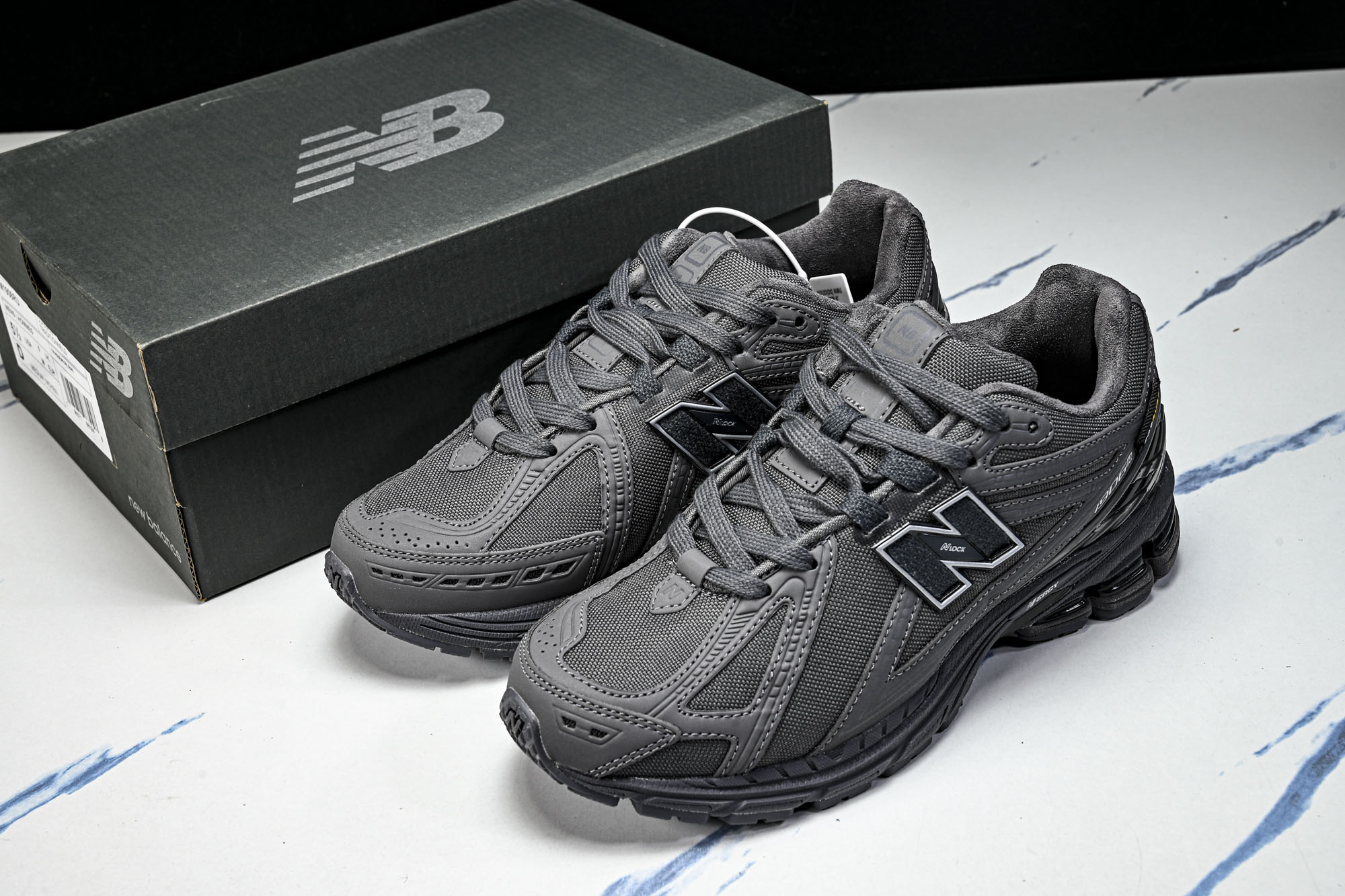 New Balance 1906系列复古老爹风休闲运动慢跑鞋M1906RU #YZ010#鞋款灵感源自设