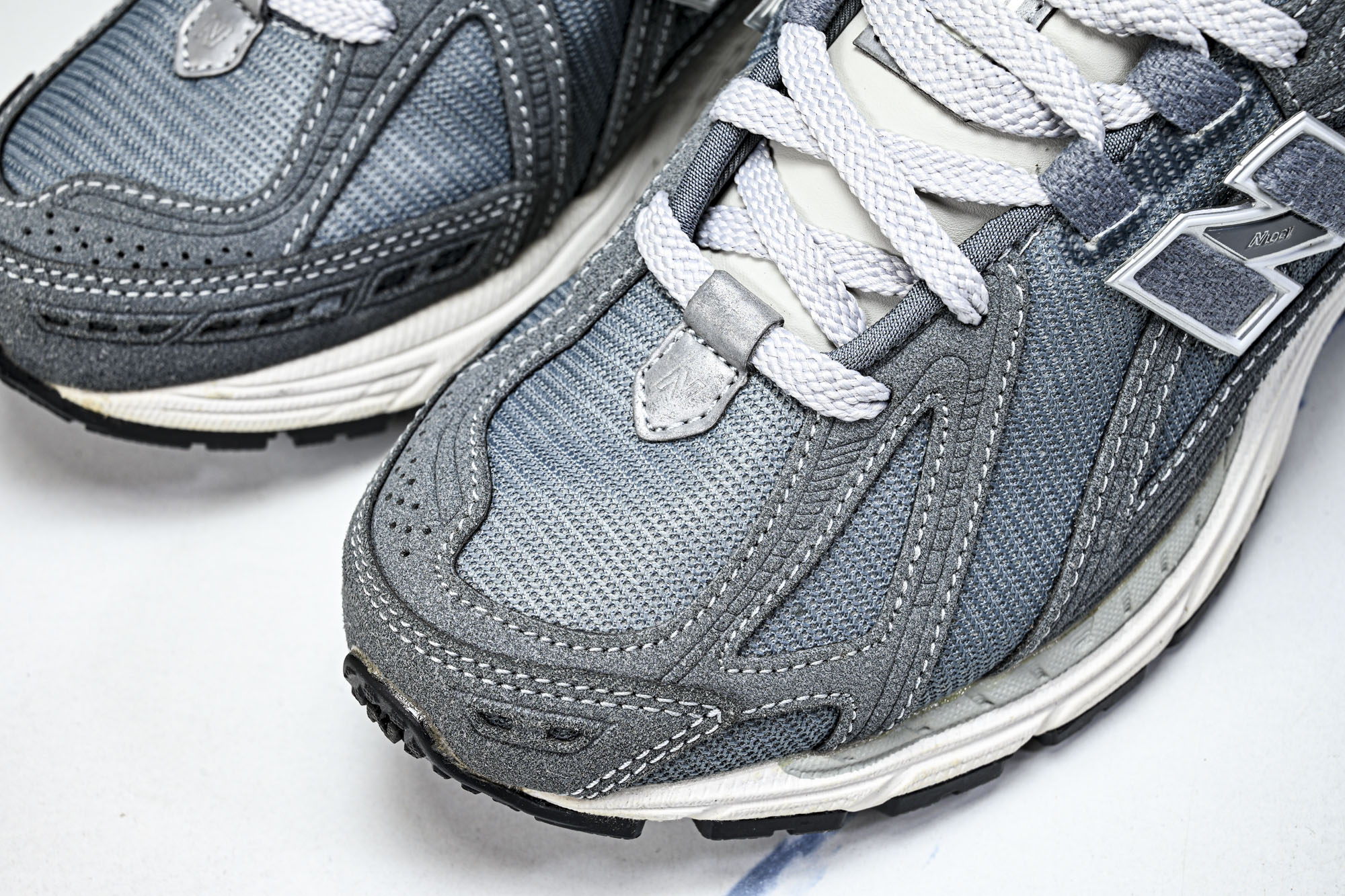 New Balance 1906系列复古老爹风休闲运动慢跑鞋M1906RV #YZ010#鞋款灵感源自设