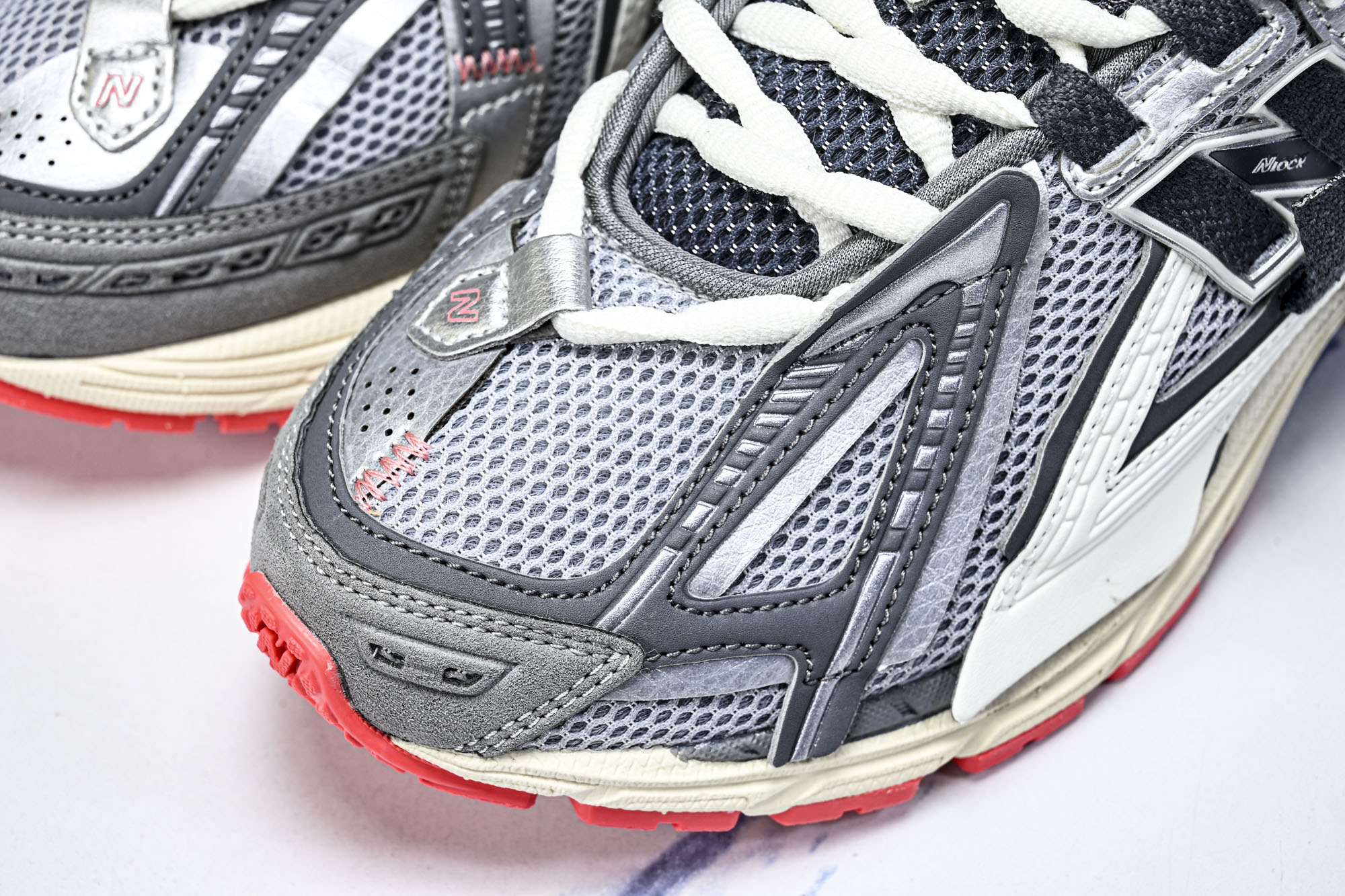 New Balance 1906系列复古老爹风休闲运动慢跑鞋U1906AC #YZ010#鞋款灵感源自设