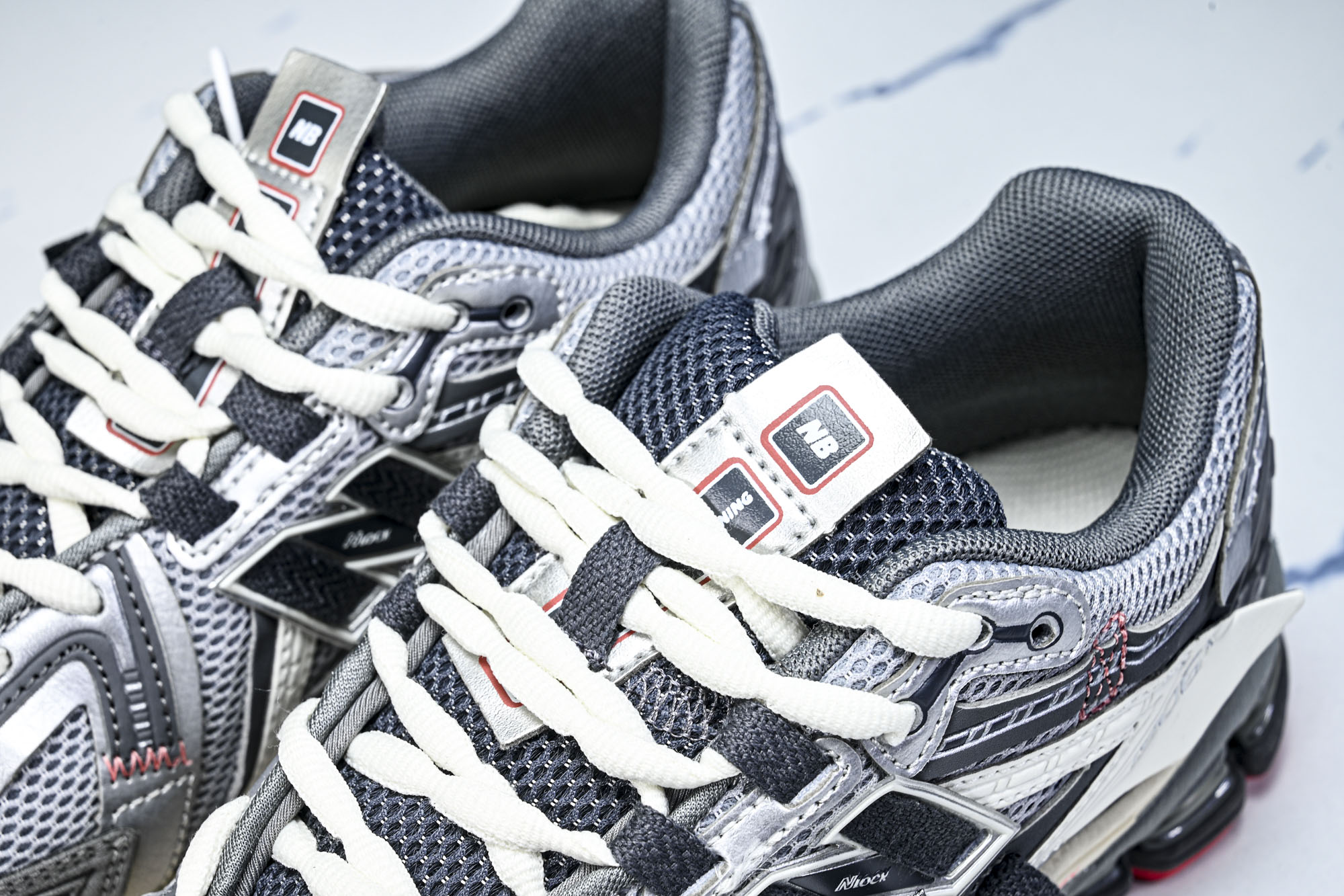 New Balance 1906系列复古老爹风休闲运动慢跑鞋U1906AC #YZ010#鞋款灵感源自设