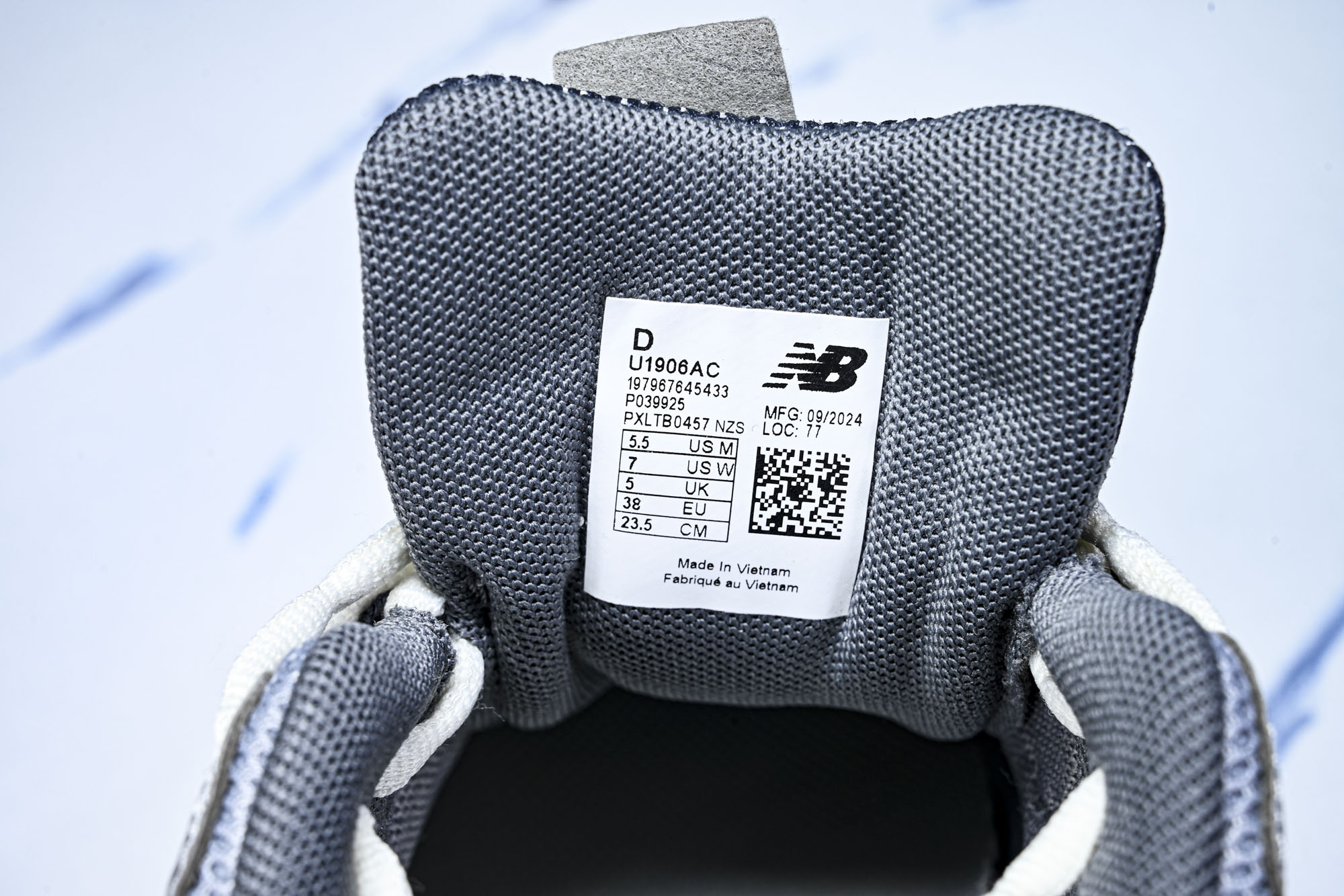 New Balance 1906系列复古老爹风休闲运动慢跑鞋U1906AC #YZ010#鞋款灵感源自设