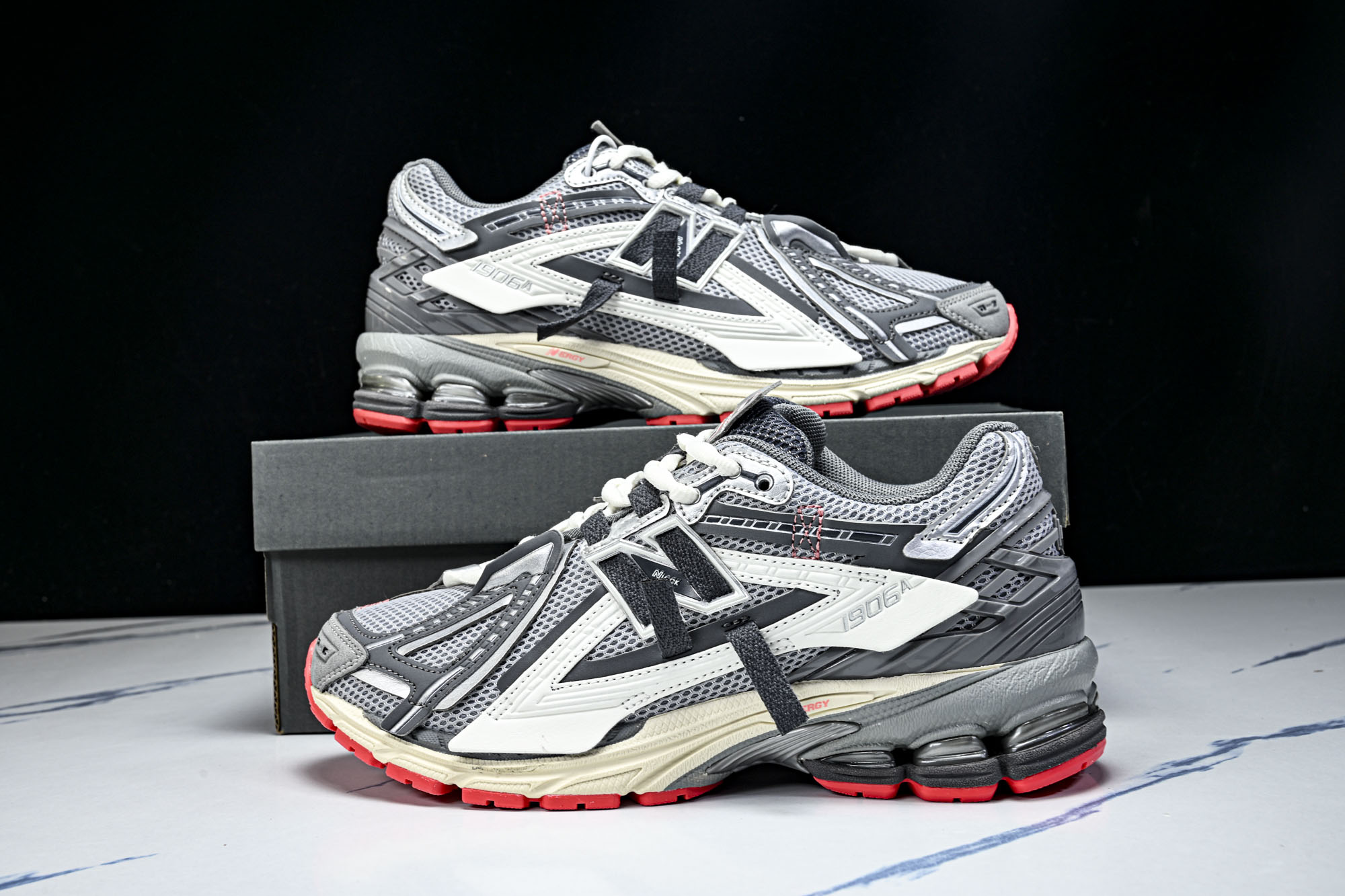New Balance 1906系列复古老爹风休闲运动慢跑鞋U1906AC #YZ010#鞋款灵感源自设
