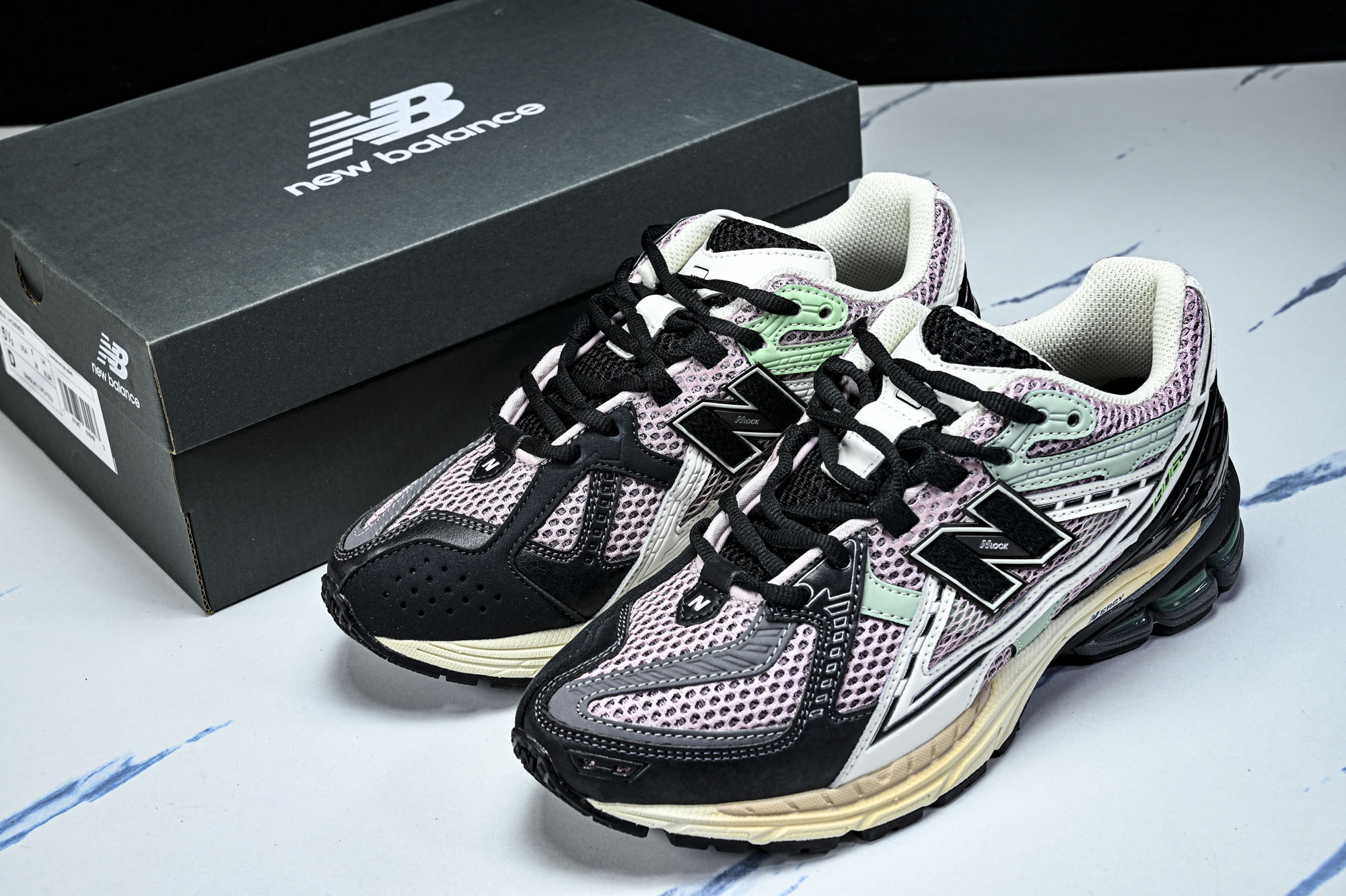 New Balance 1906系列复古老爹风休闲运动慢跑鞋U1906NB #YZ010#鞋款灵感源自设