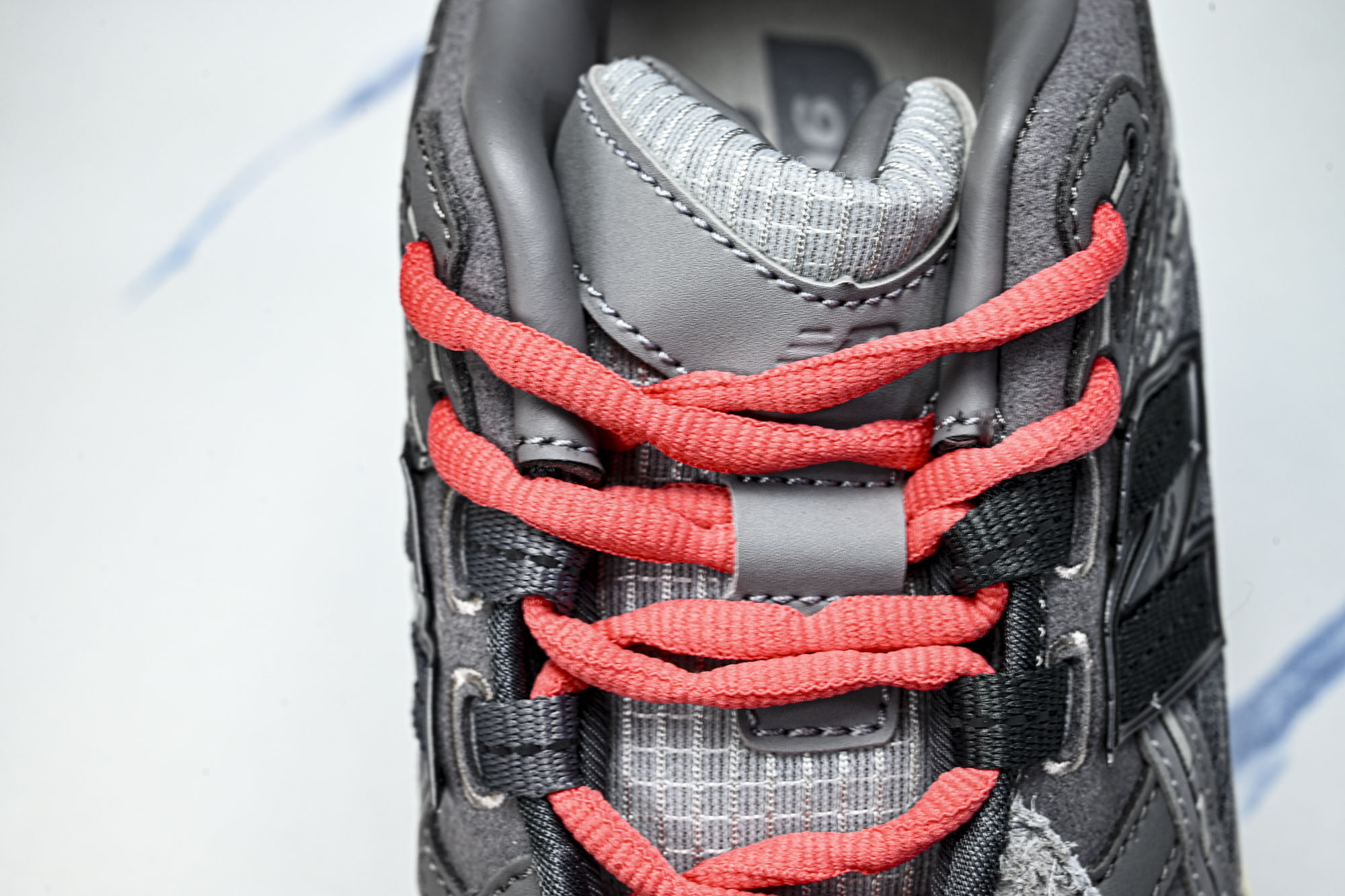 New Balance 1906系列复古老爹风休闲运动慢跑鞋U1906NGC #YZ010#鞋款灵感源自