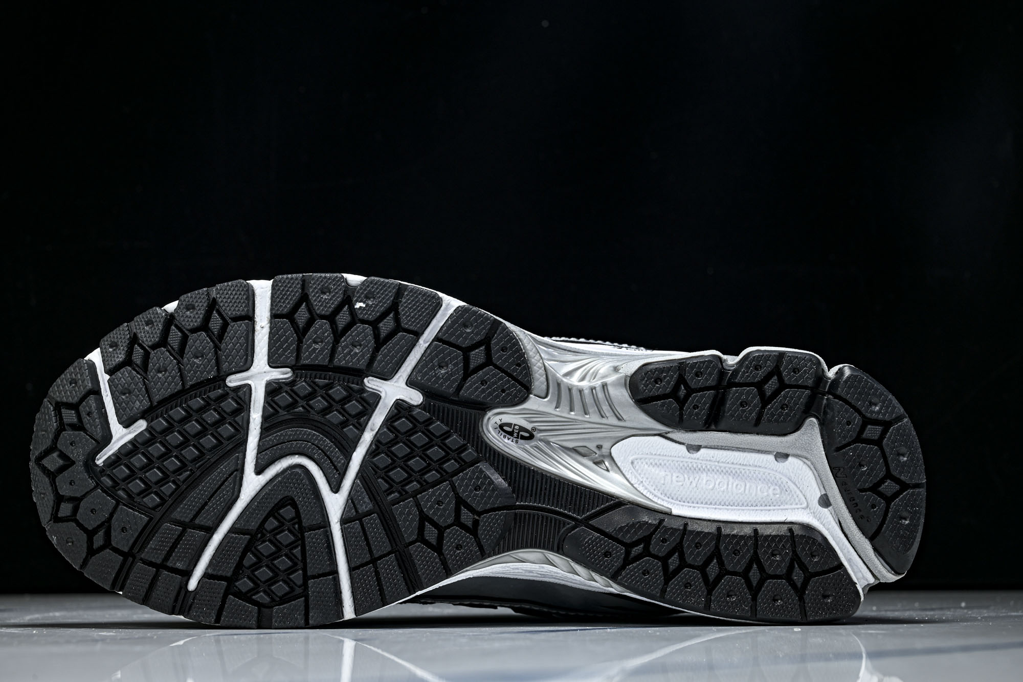 New Balance 1906系列复古老爹风休闲运动慢跑鞋U1906RCG #YZ010#鞋款灵感源自