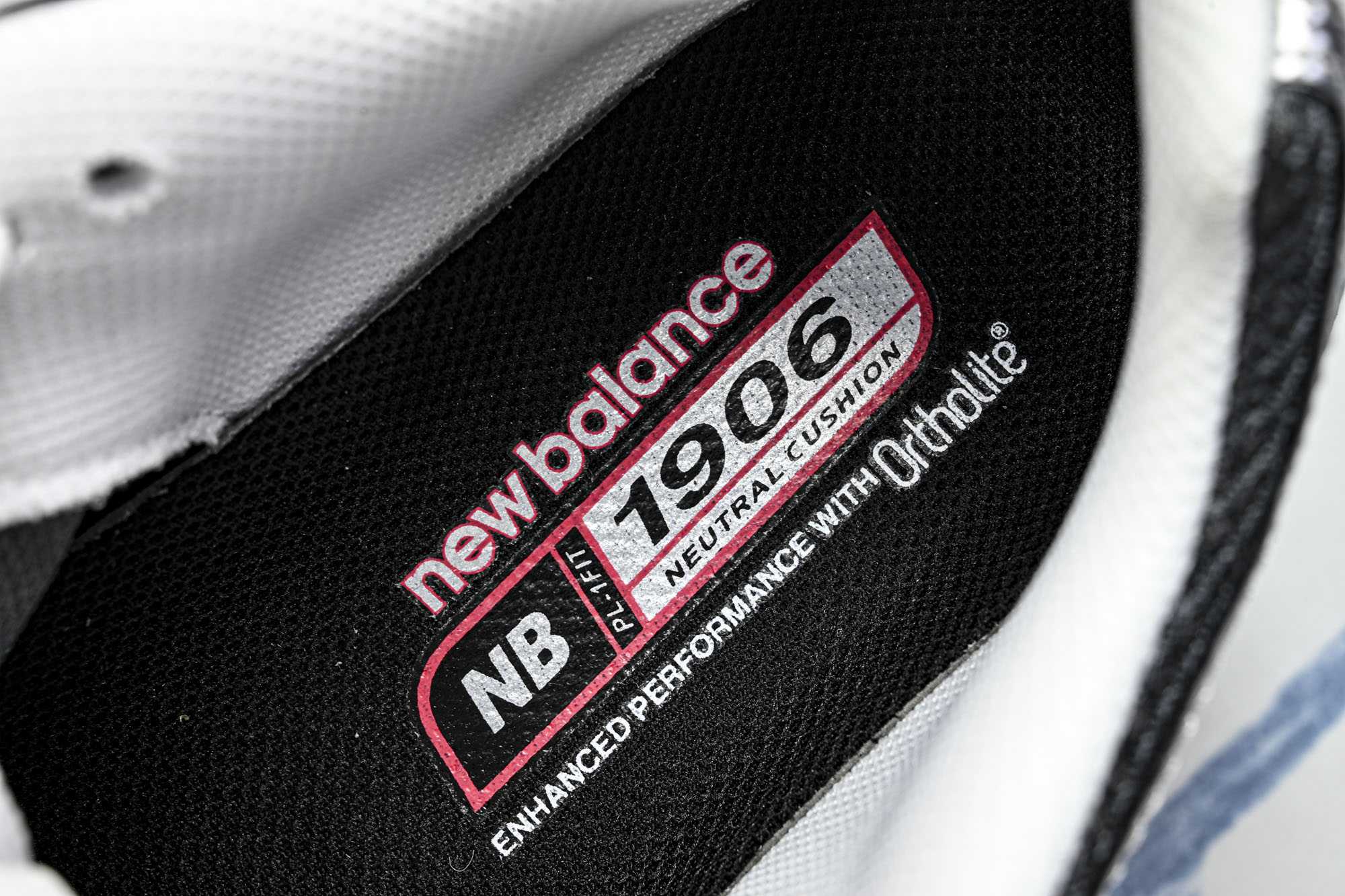 New Balance 1906系列复古老爹风休闲运动慢跑鞋U1906RCG #YZ010#鞋款灵感源自