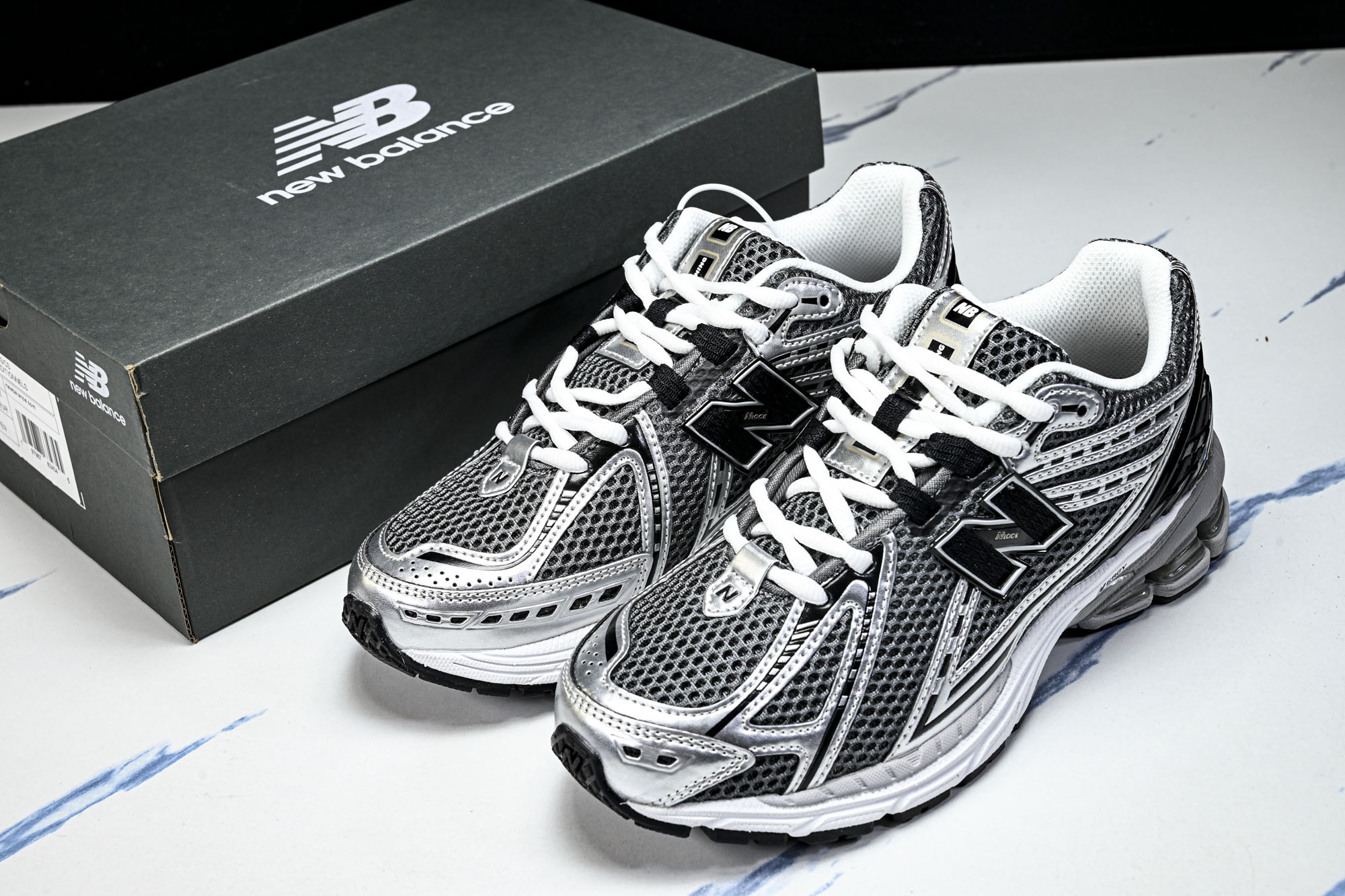 New Balance 1906系列复古老爹风休闲运动慢跑鞋U1906RCG #YZ010#鞋款灵感源自