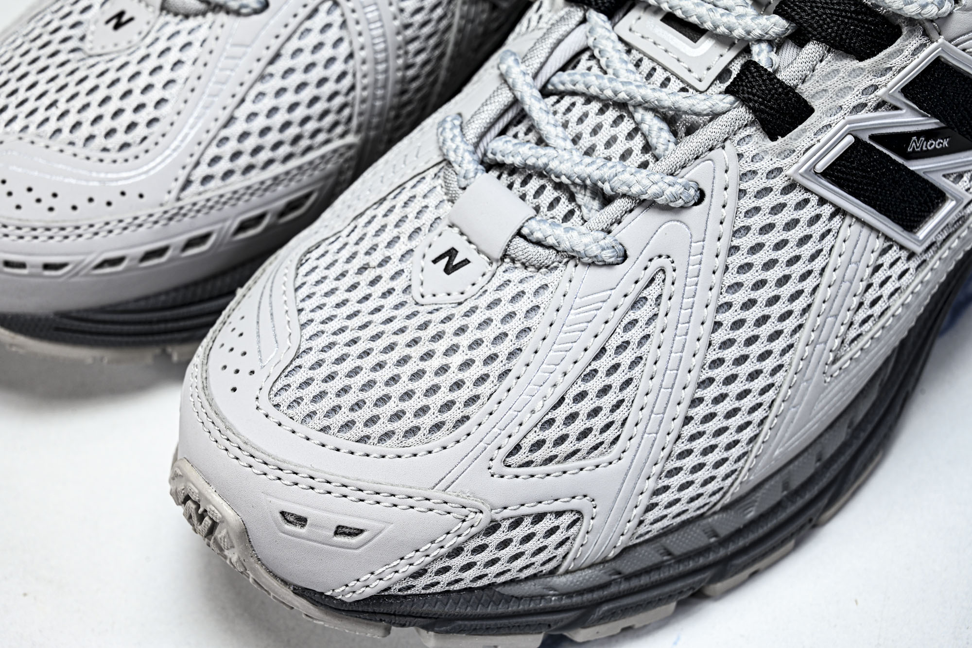 New Balance 1906系列复古老爹风休闲运动慢跑鞋U1906ROA #YZ010#鞋款灵感源自