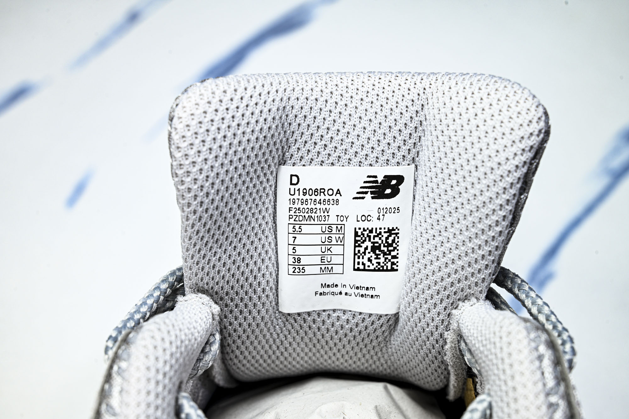 New Balance 1906系列复古老爹风休闲运动慢跑鞋U1906ROA #YZ010#鞋款灵感源自