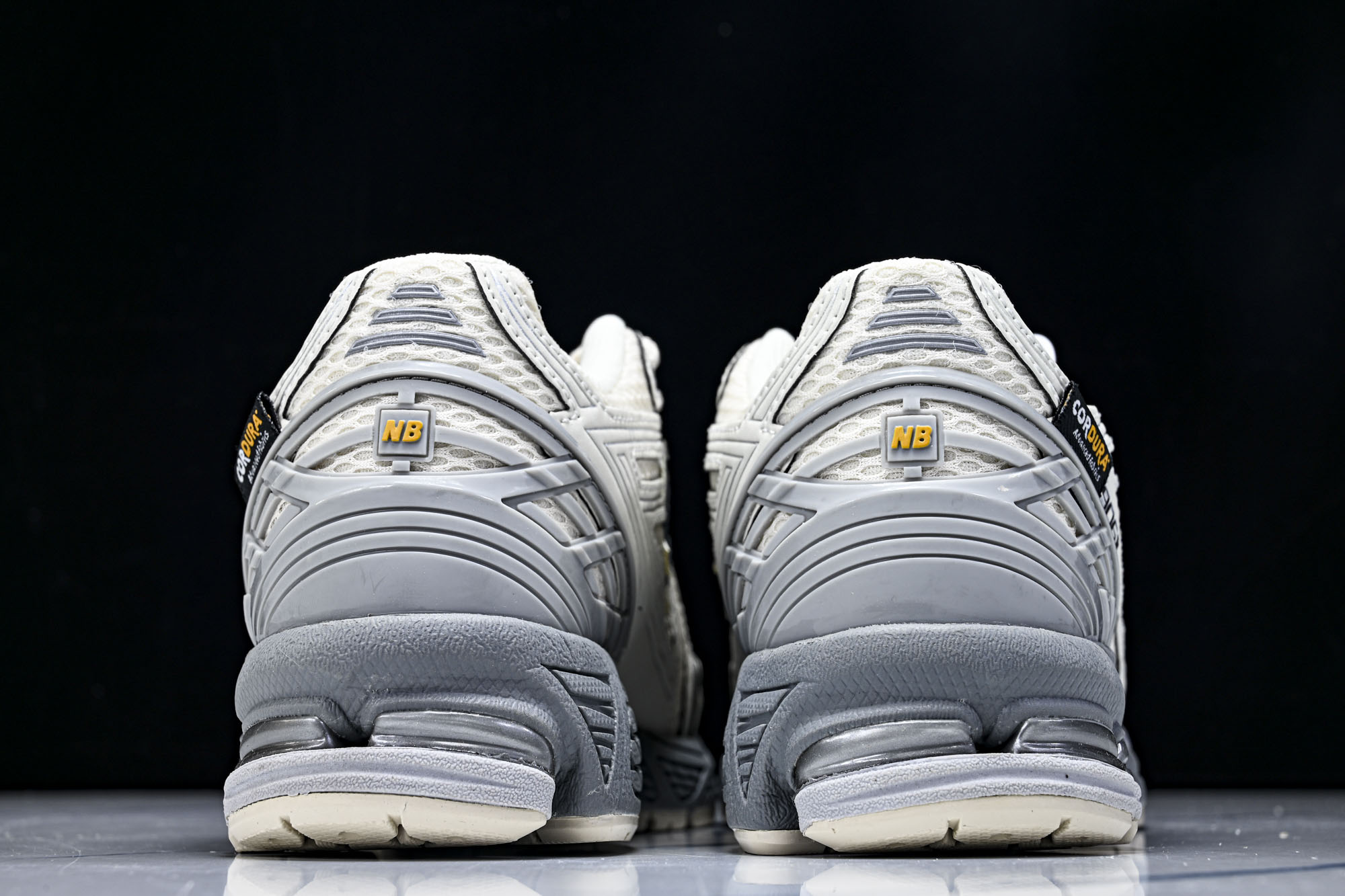 New Balance 1906系列复古老爹风休闲运动慢跑鞋U1906ROC #YZ010#鞋款灵感源自