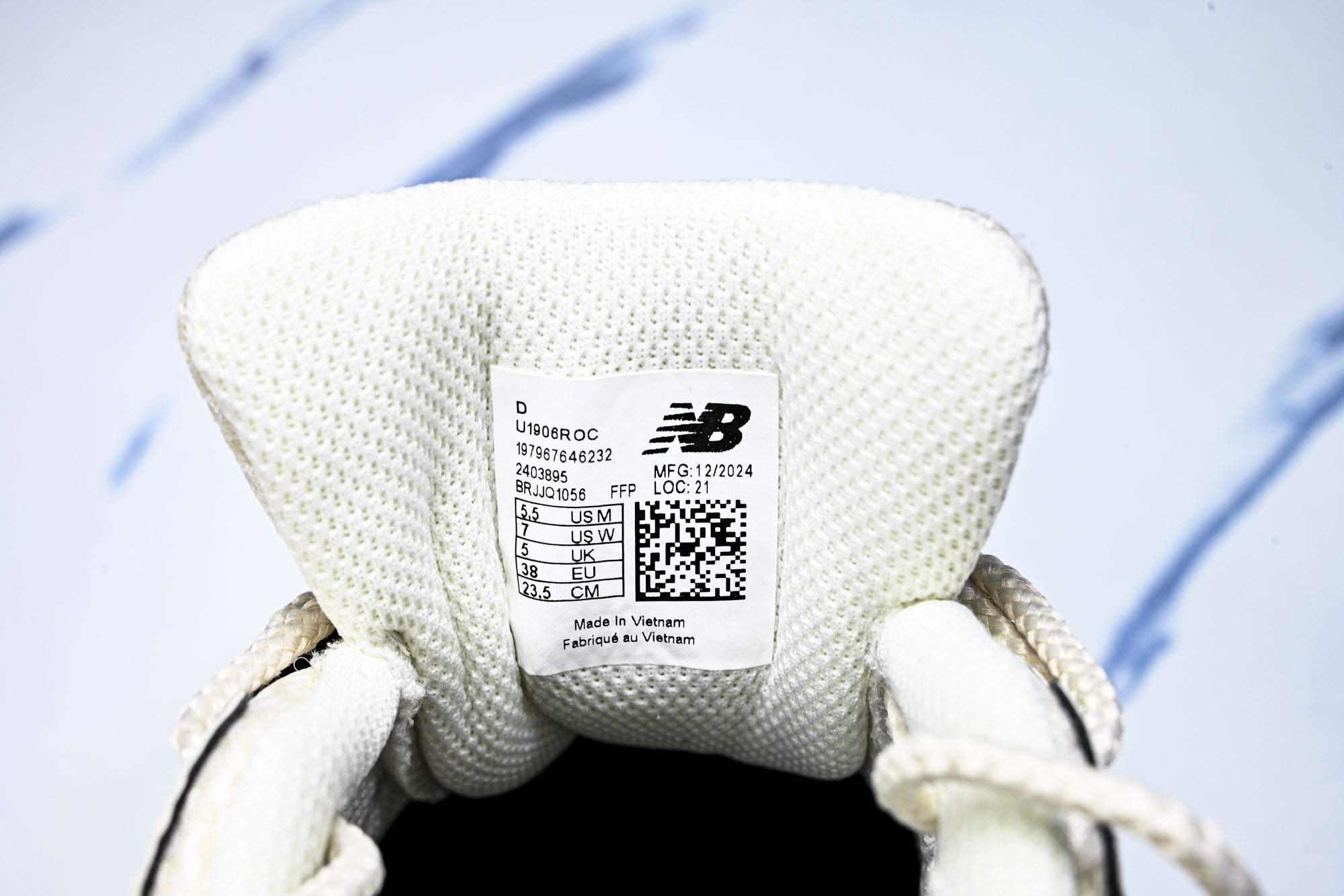 New Balance 1906系列复古老爹风休闲运动慢跑鞋U1906ROC #YZ010#鞋款灵感源自