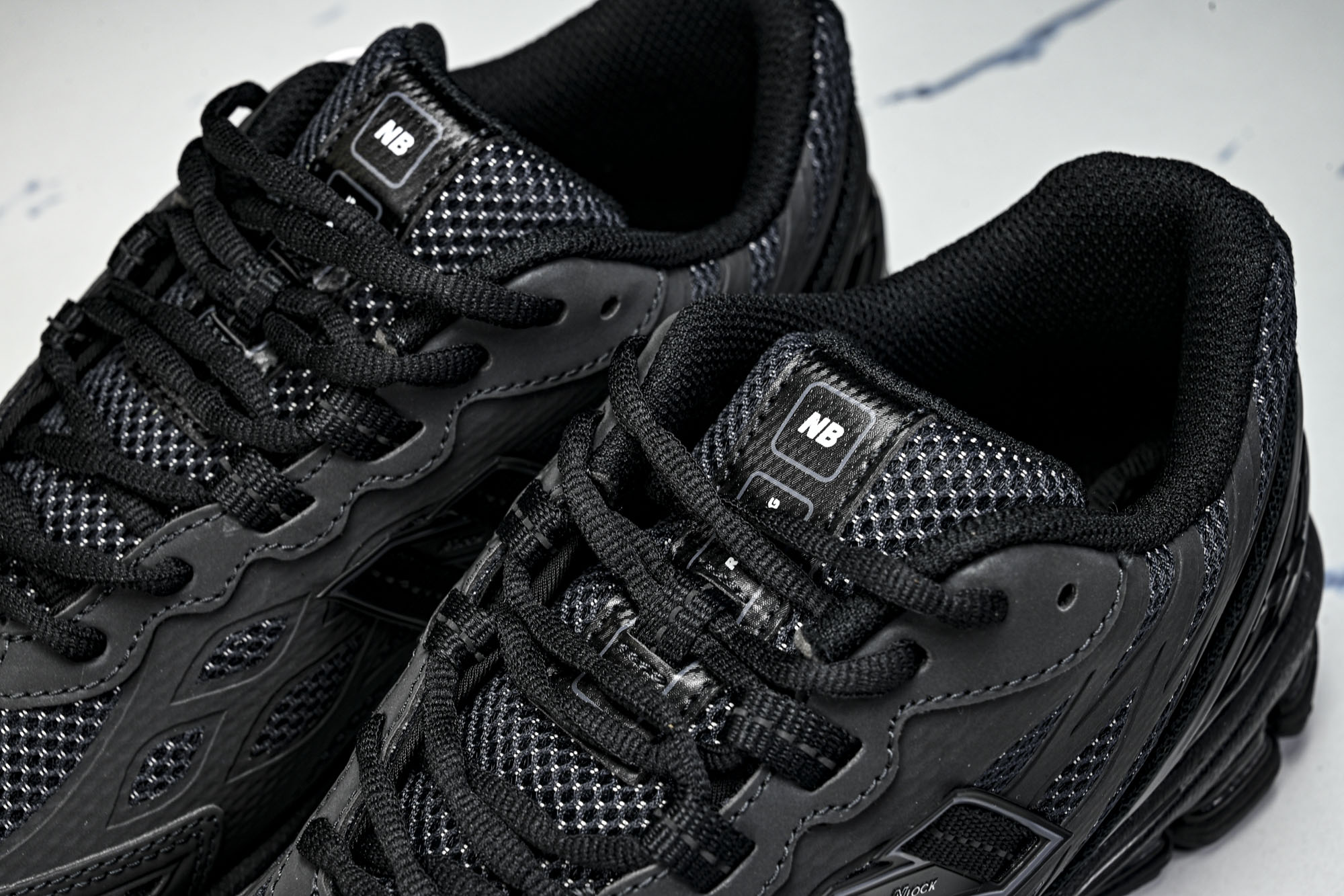 New Balance 1906系列复古老爹风休闲运动慢跑鞋U1906WFD #YZ010#鞋款灵感源自