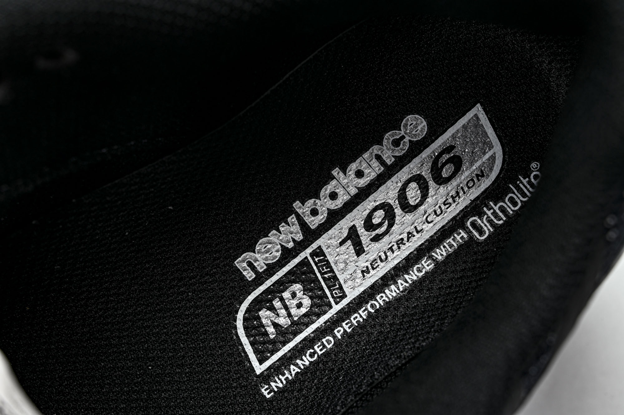 New Balance 1906系列复古老爹风休闲运动慢跑鞋U1906WFD #YZ010#鞋款灵感源自