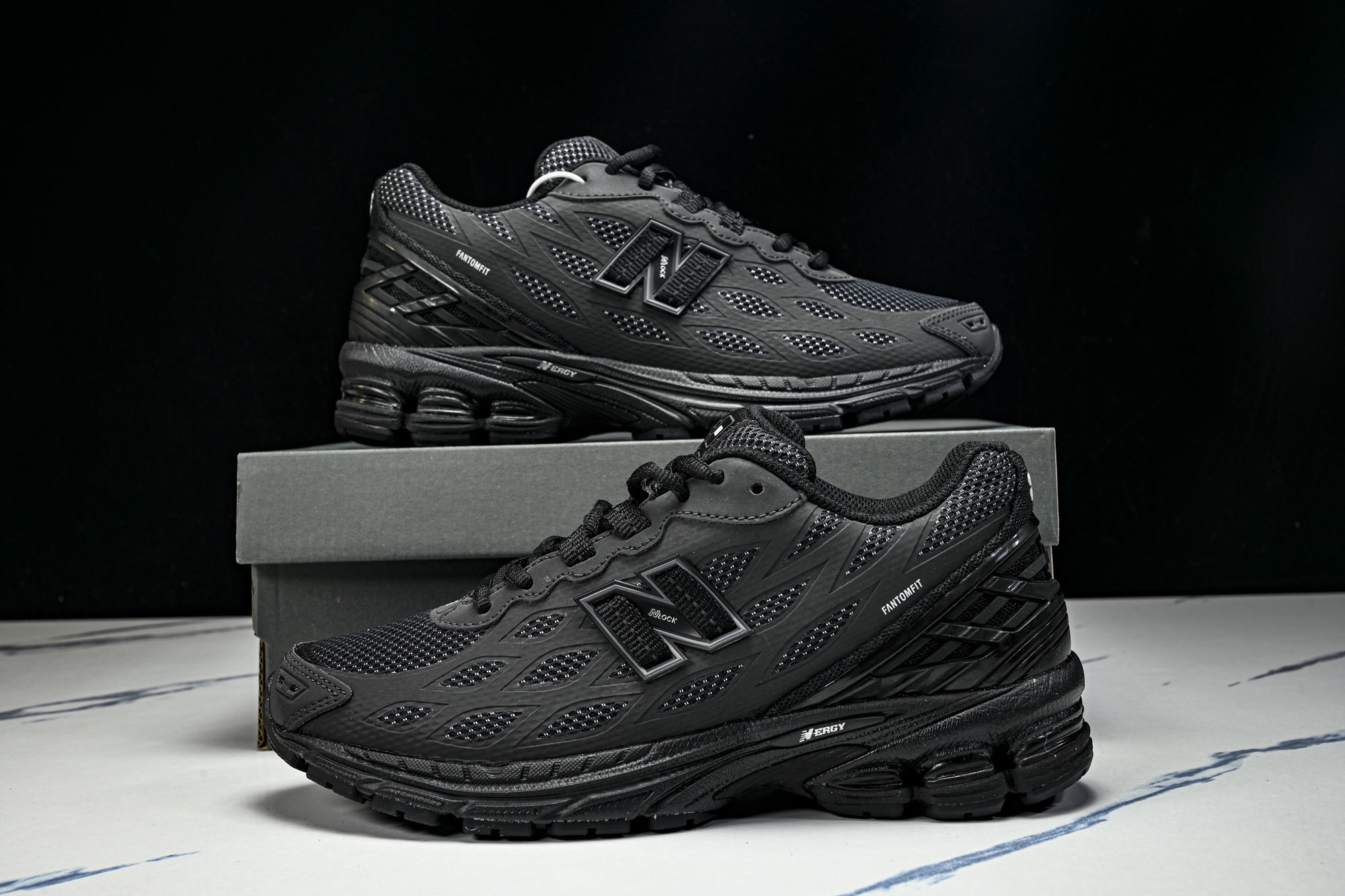 New Balance 1906系列复古老爹风休闲运动慢跑鞋U1906WFD #YZ010#鞋款灵感源自