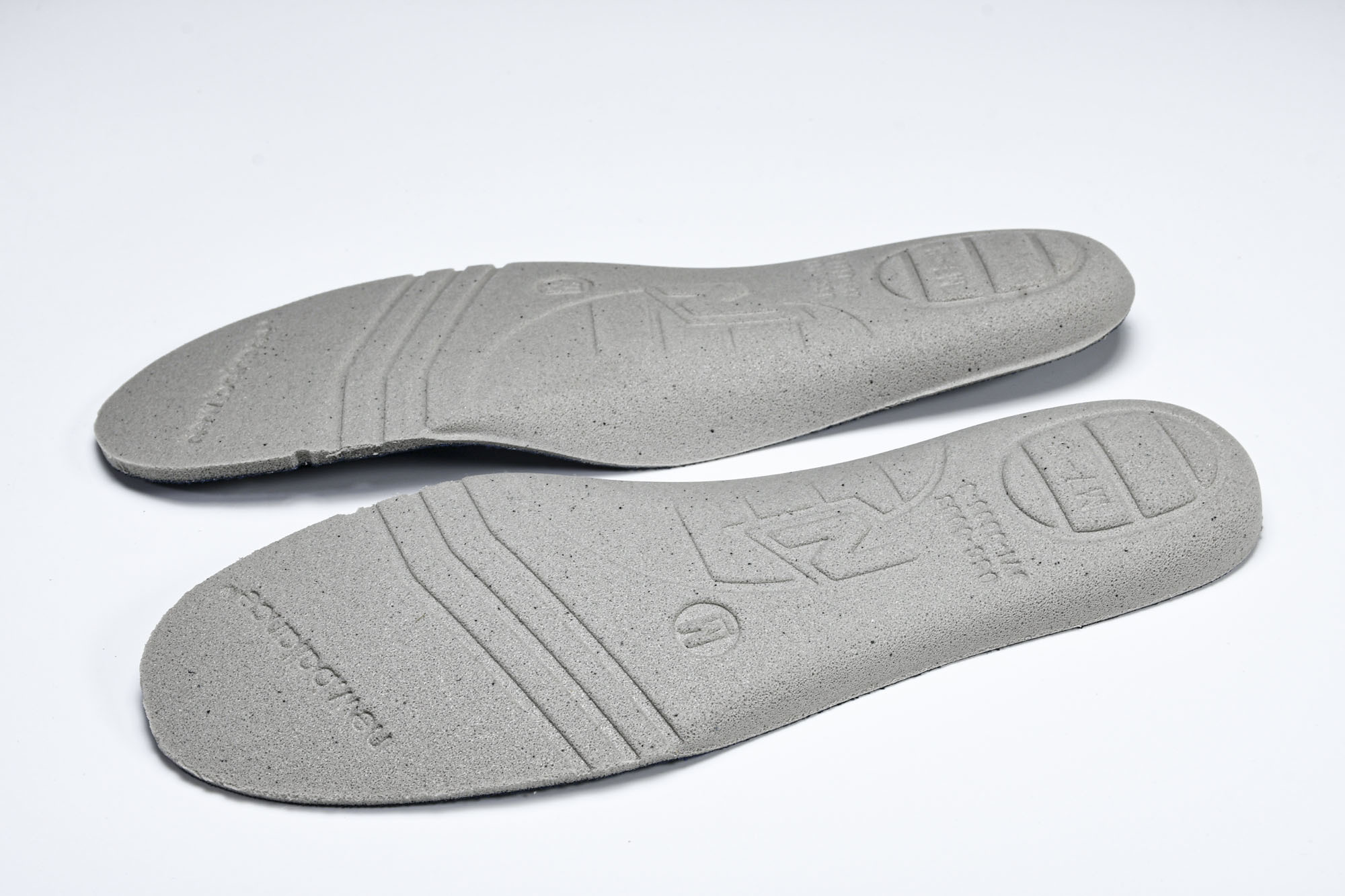 New Balance NB 1906R 灰蓝 M1906RKC #YZ010#鞋款灵感源自设计师本人对