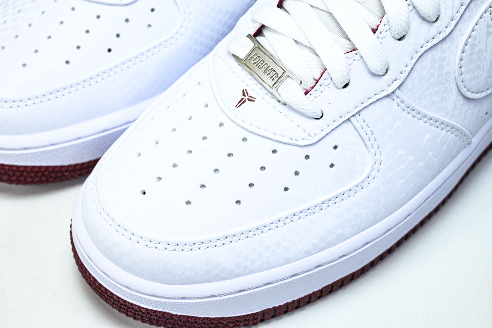 Nike Air Force 1'07 Low 科比 空军一号低帮休闲板鞋 IB0018-101空军一号