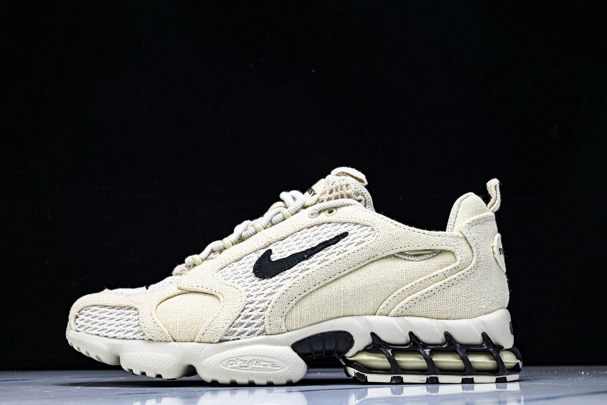 Stussy x Nk Air Zoom Spiridon Caged 2 斯皮里牢东笼2代“乳白麻黑布
