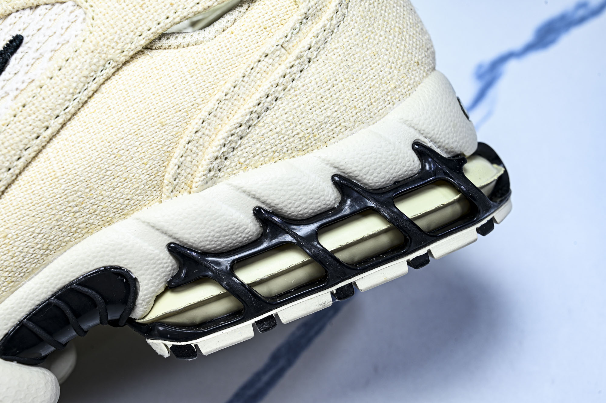 Stussy x Nk Air Zoom Spiridon Caged 2 斯皮里牢东笼2代“乳白麻黑布