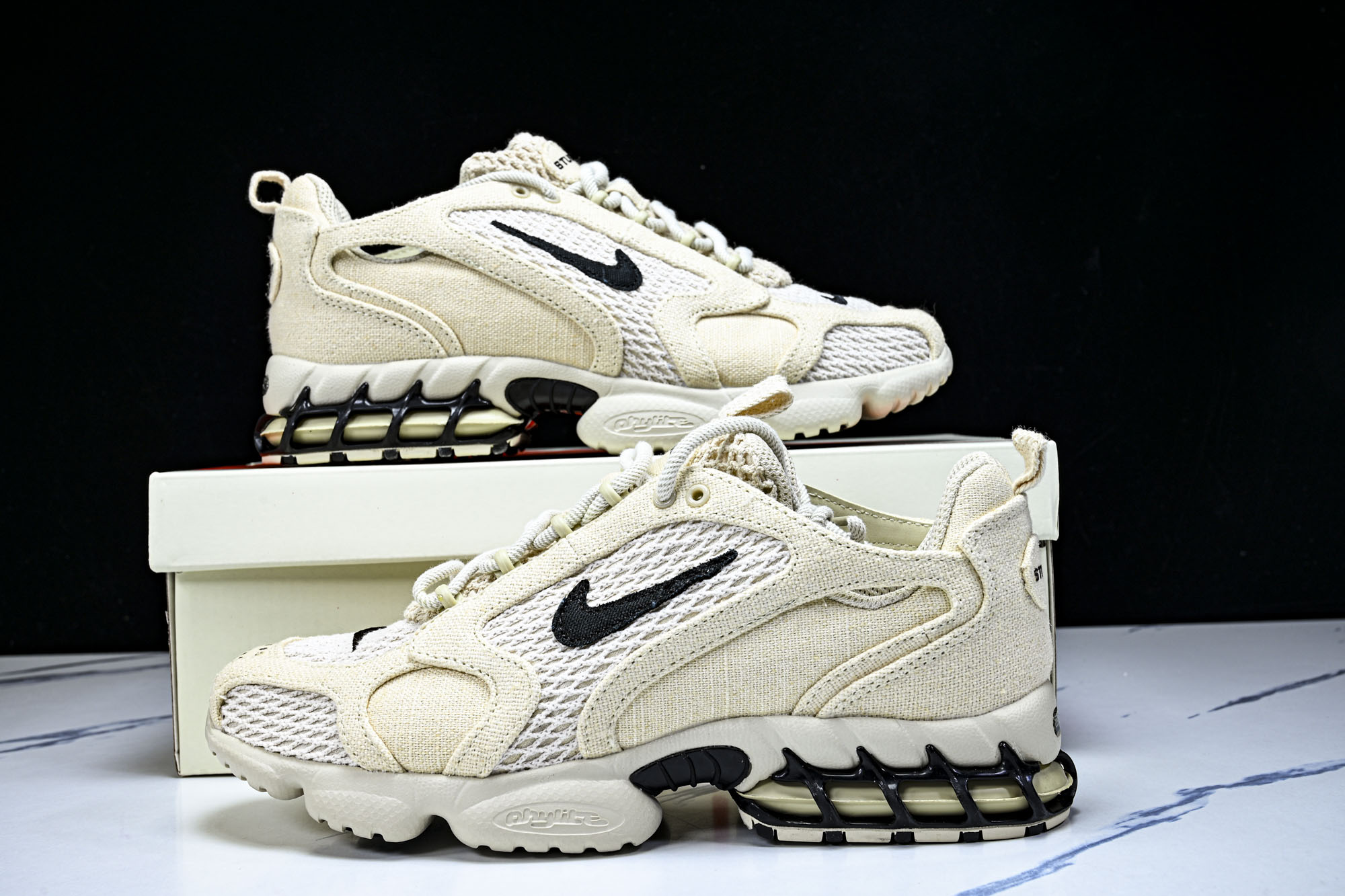 Stussy x Nk Air Zoom Spiridon Caged 2 斯皮里牢东笼2代“乳白麻黑布