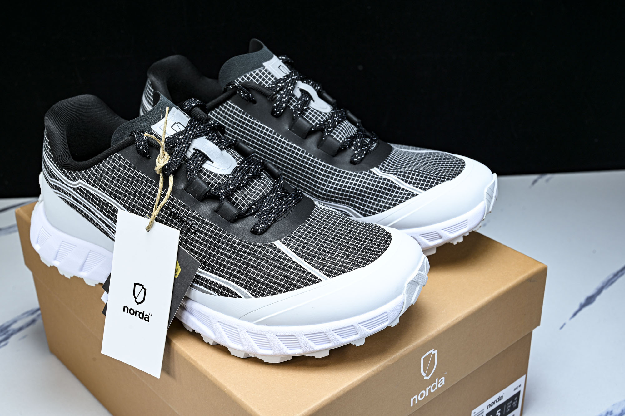 Norda 002 Dyneema 潮流单品 舒适百搭防滑耐磨休闲跑步鞋 YZ00436 36.5 37