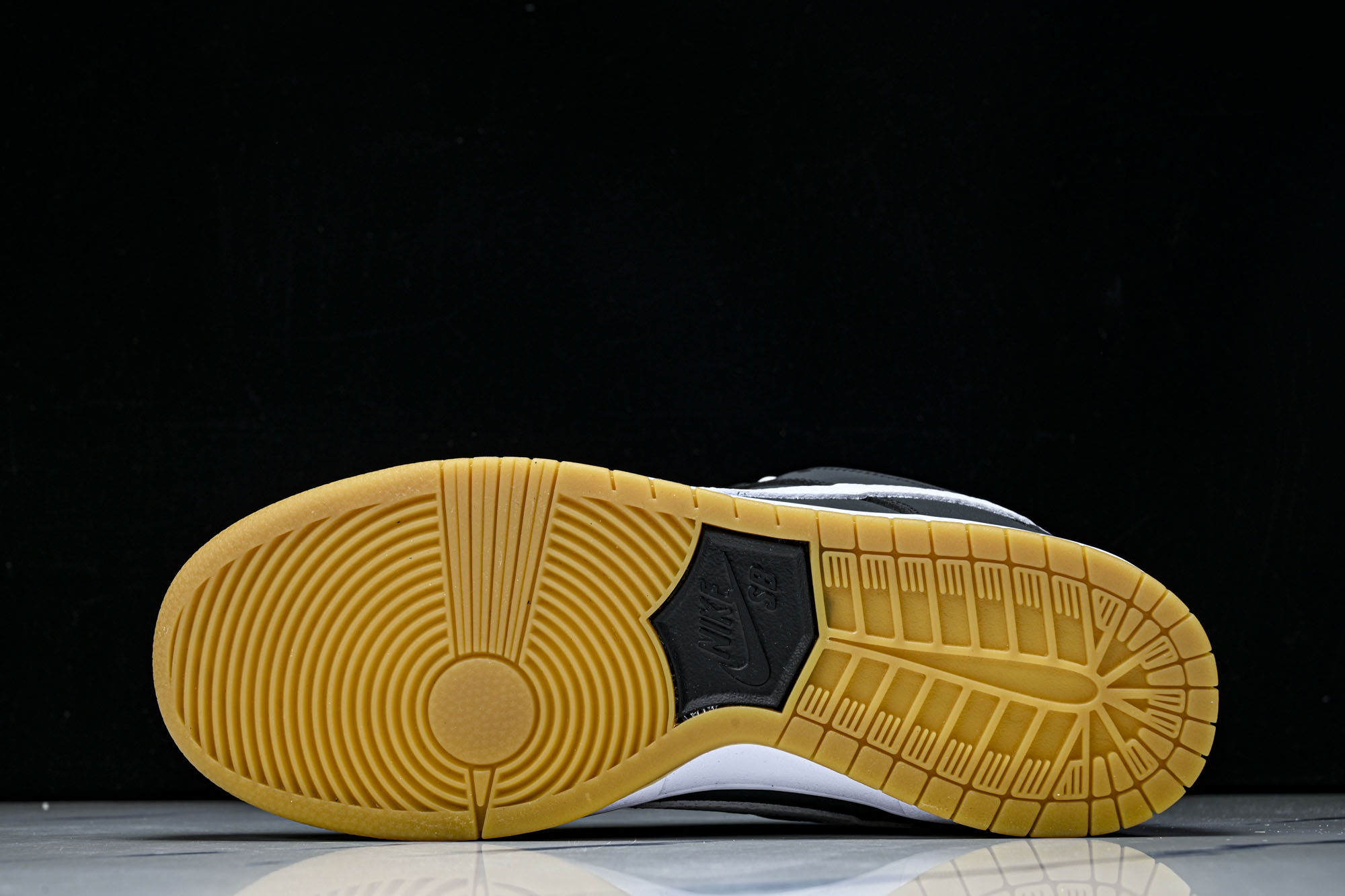Nk SB Dunk Low Pro ISO 生胶黑白色 扣篮系列复古低帮休闲运动滑板鞋 CD2563-