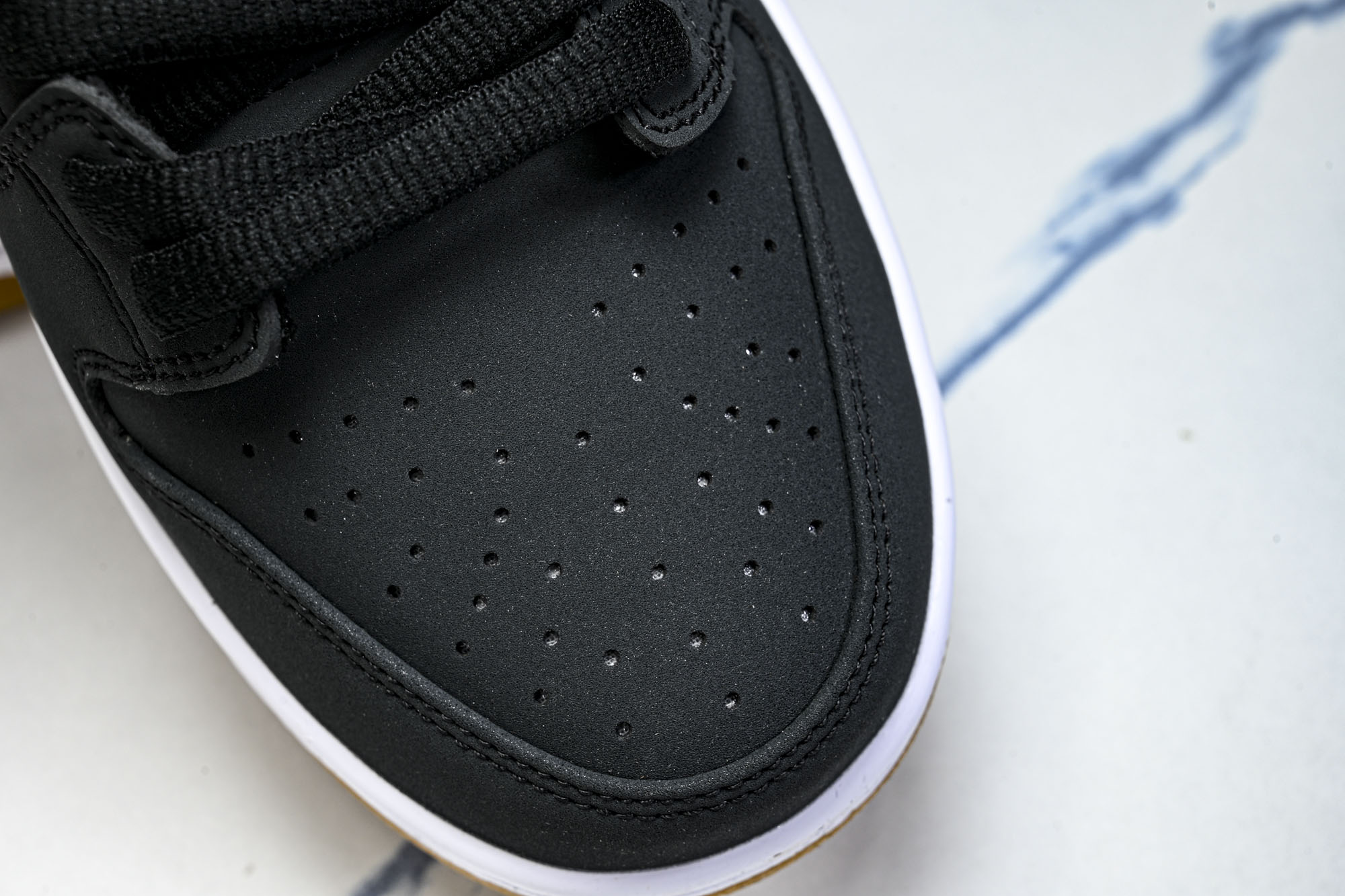 Nk SB Dunk Low Pro ISO 生胶黑白色 扣篮系列复古低帮休闲运动滑板鞋 CD2563-