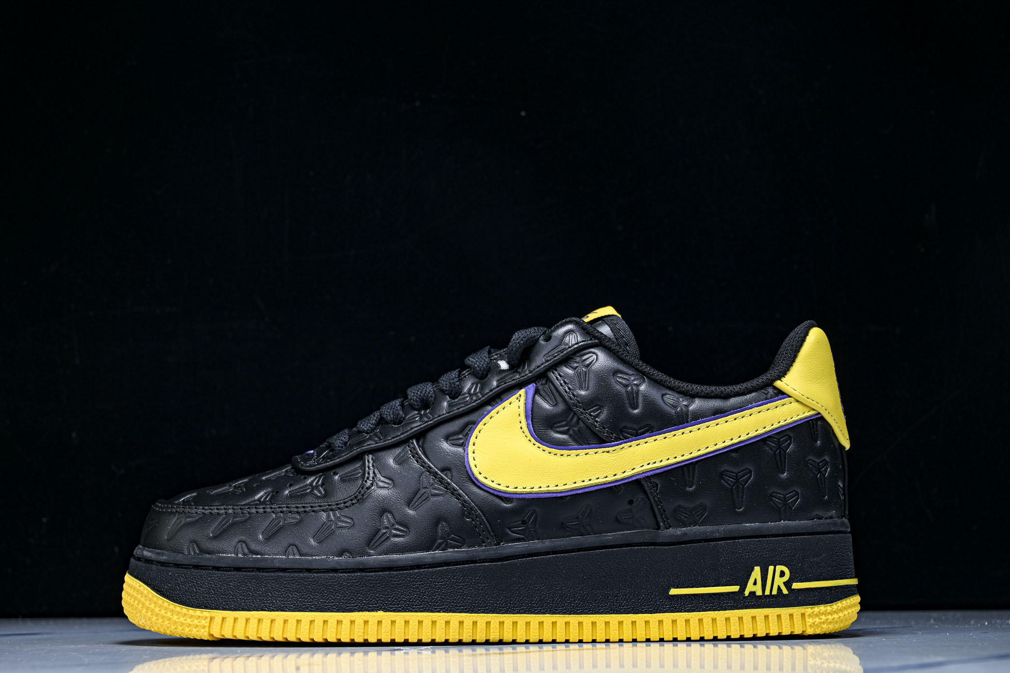 Nk Air Force 1'07 Low 科比  空军一号低帮休闲板鞋 HV5122-001 YZ00