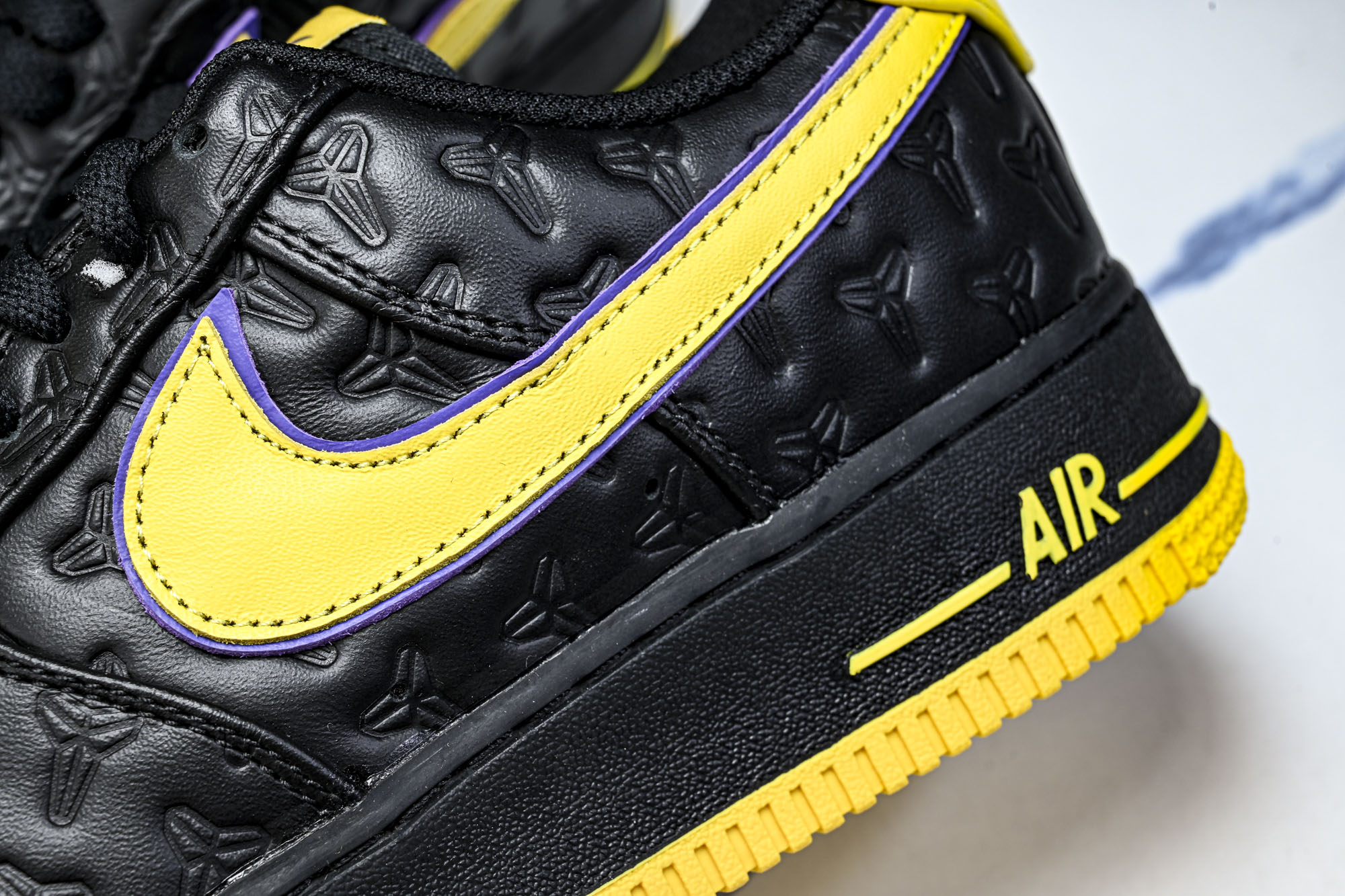 Nk Air Force 1'07 Low 科比  空军一号低帮休闲板鞋 HV5122-001 YZ00