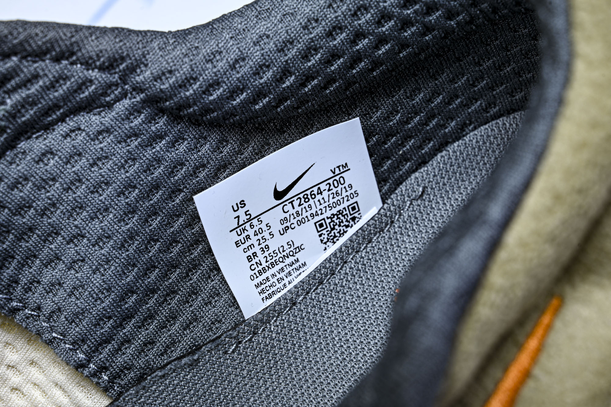 Travis Scott x Nk Air Max 270 React TS 联名款半掌气垫缓震跑步鞋 