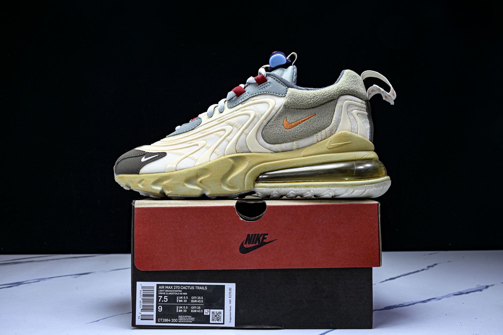 Travis Scott x Nk Air Max 270 React TS 联名款半掌气垫缓震跑步鞋 