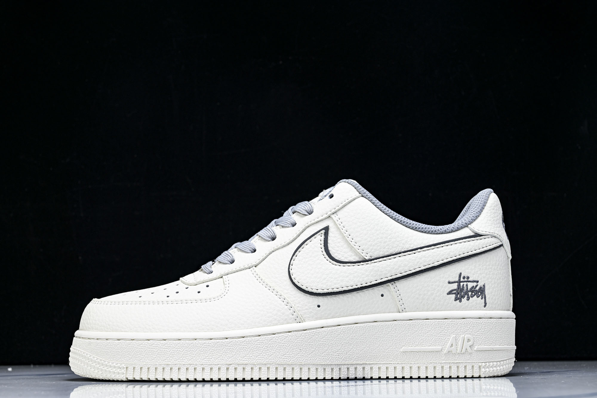 Nike Air Force 1'07 Low 联名款 空军一号低帮休闲板鞋 MM3399-828空军一