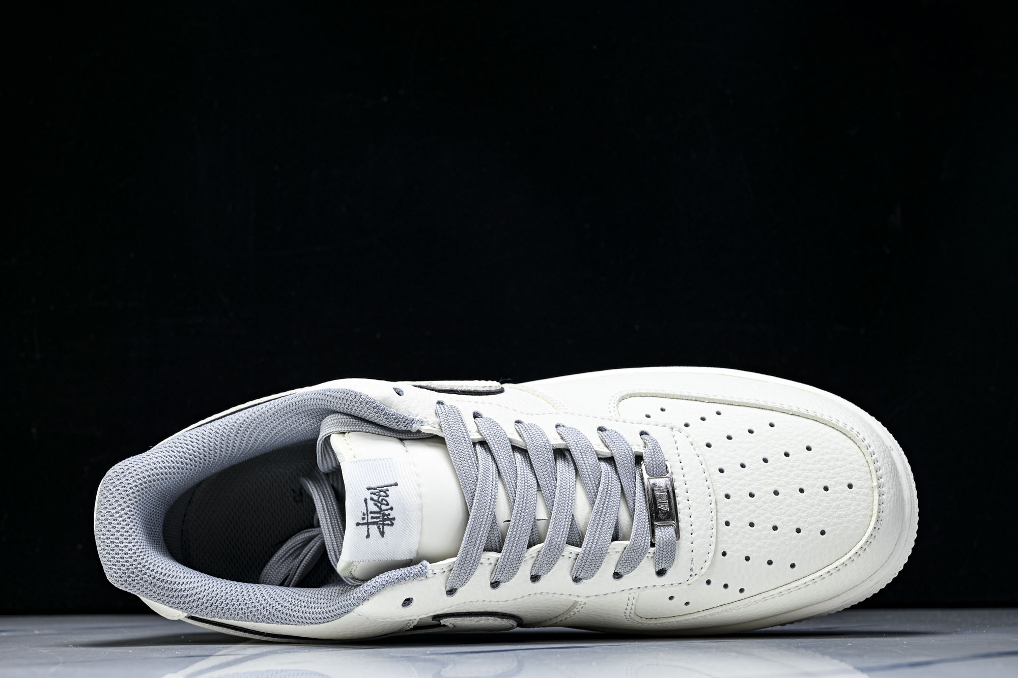Nike Air Force 1'07 Low 联名款 空军一号低帮休闲板鞋 MM3399-828空军一