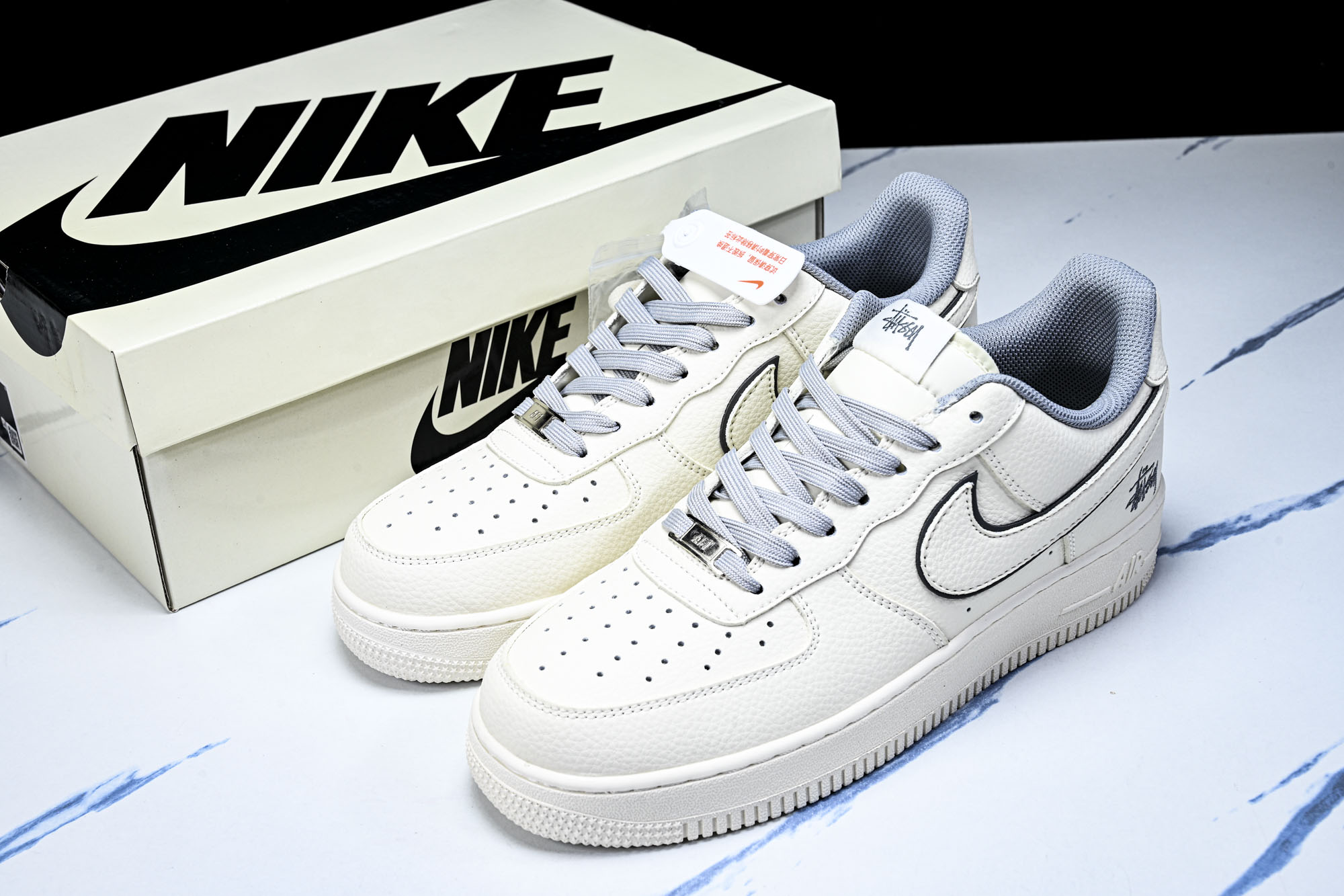 Nike Air Force 1'07 Low 联名款 空军一号低帮休闲板鞋 MM3399-828空军一