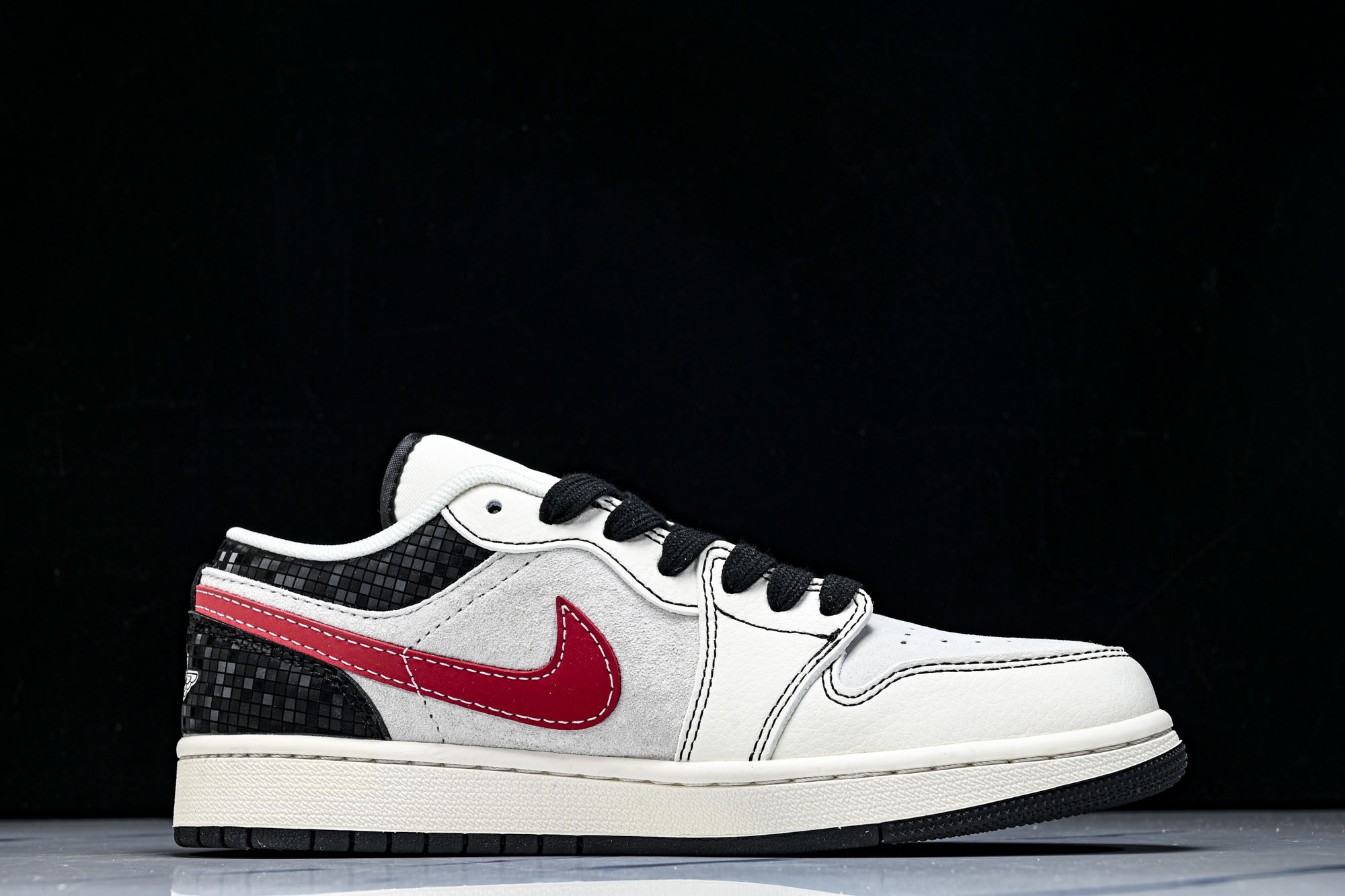Air Jordan 1 Low 乔1古驰联名- 高端定制 低帮复古篮球鞋CW668-106 YZ039