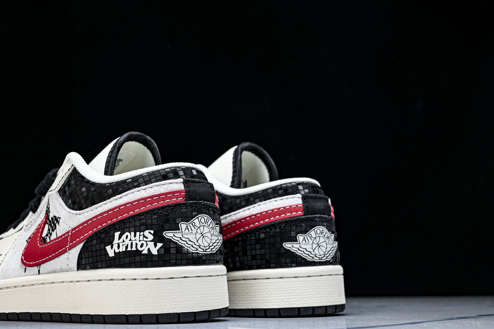 Air Jordan 1 Low 乔1古驰联名- 高端定制 低帮复古篮球鞋CW668-106 YZ039